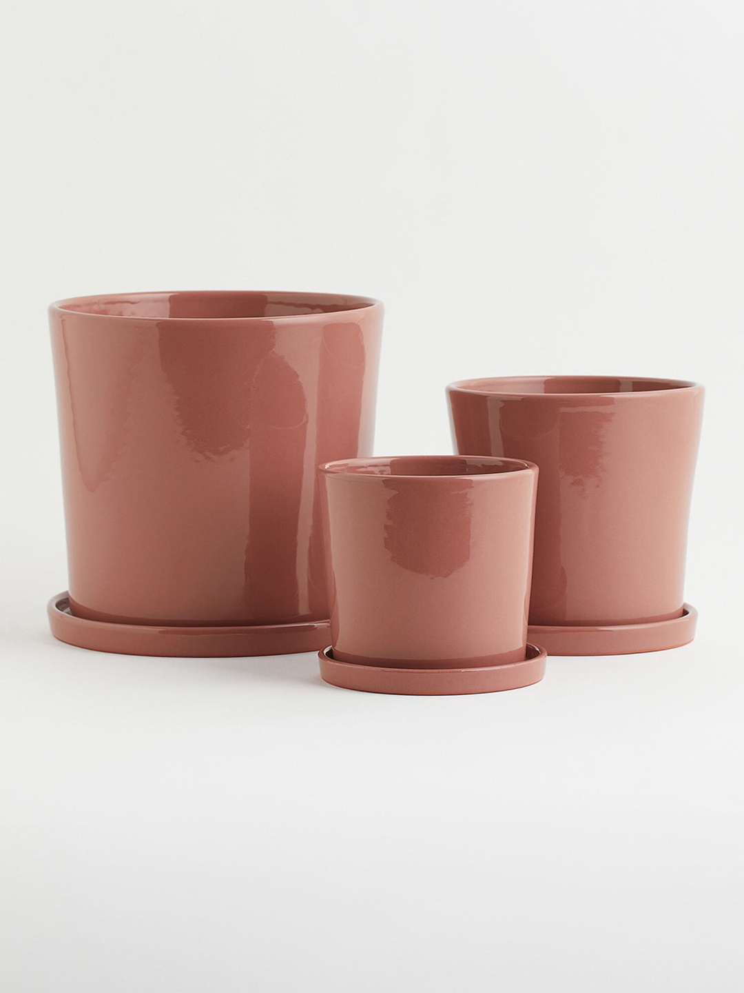 

H&M Pink Solid Terracotta Planters With Saucer