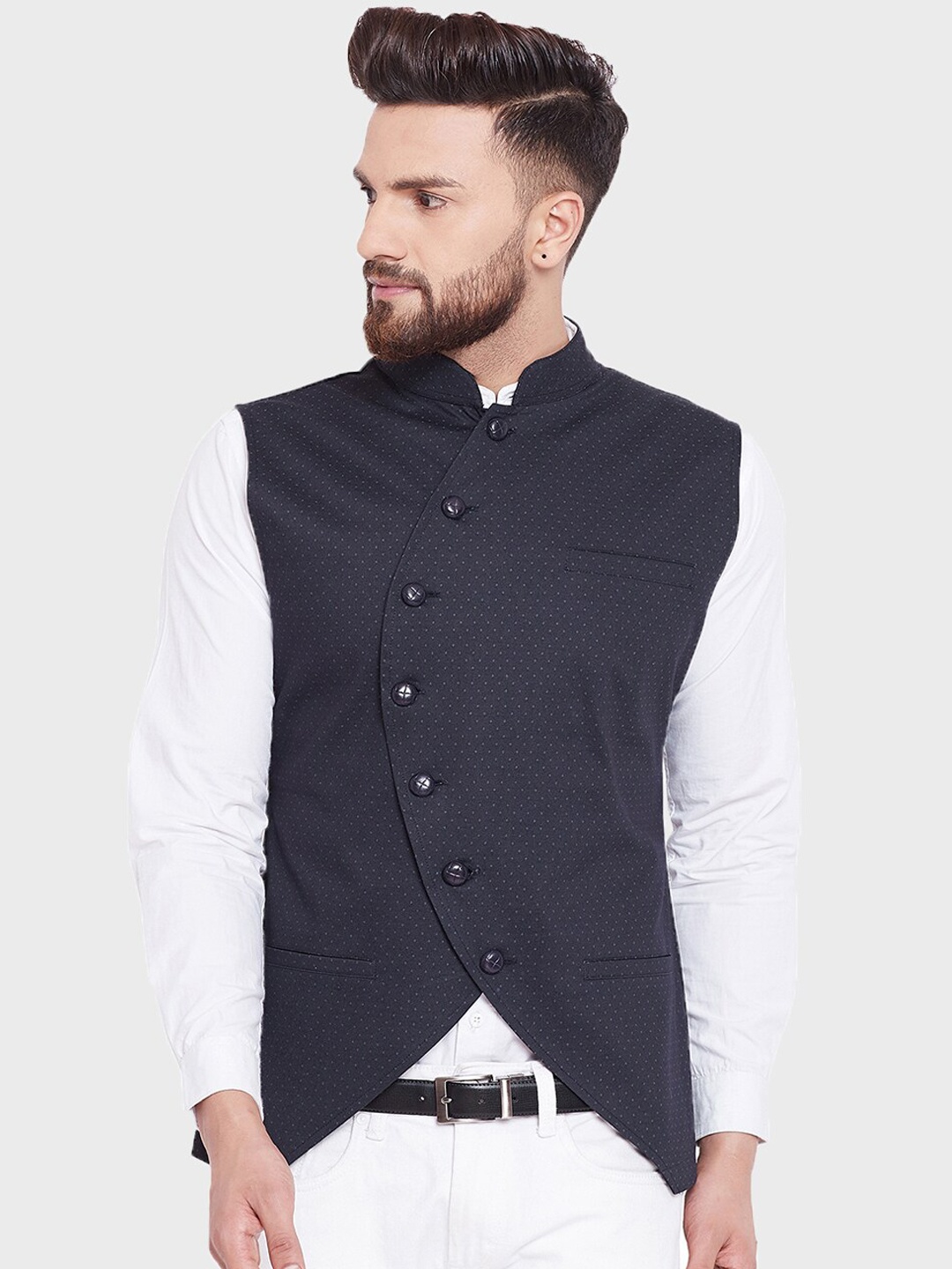 

Hypernation Men Navy Blue Solid pure cotton Waistcoat