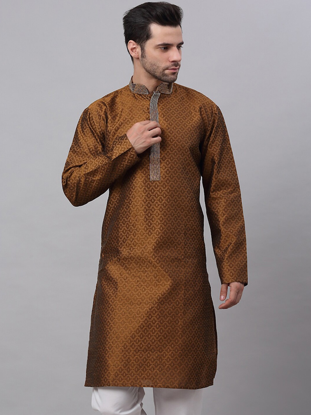 

Jompers Men Brown Ethnic Motifs Jacquard Kurta