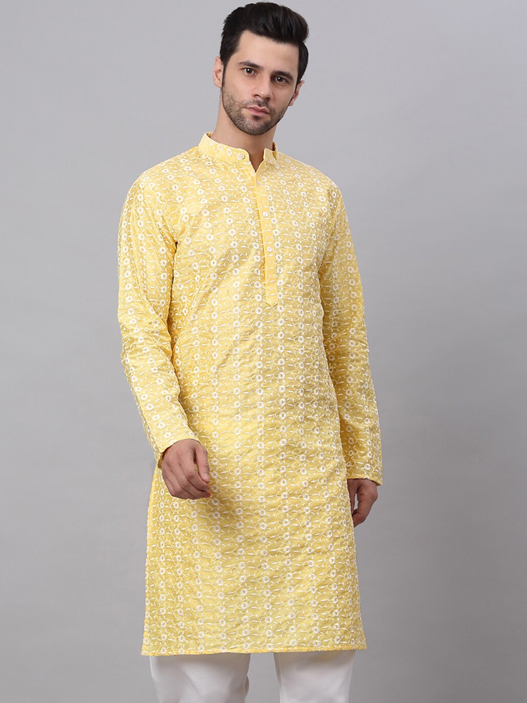 

Jompers Men Yellow Floral Embroidered Kurta