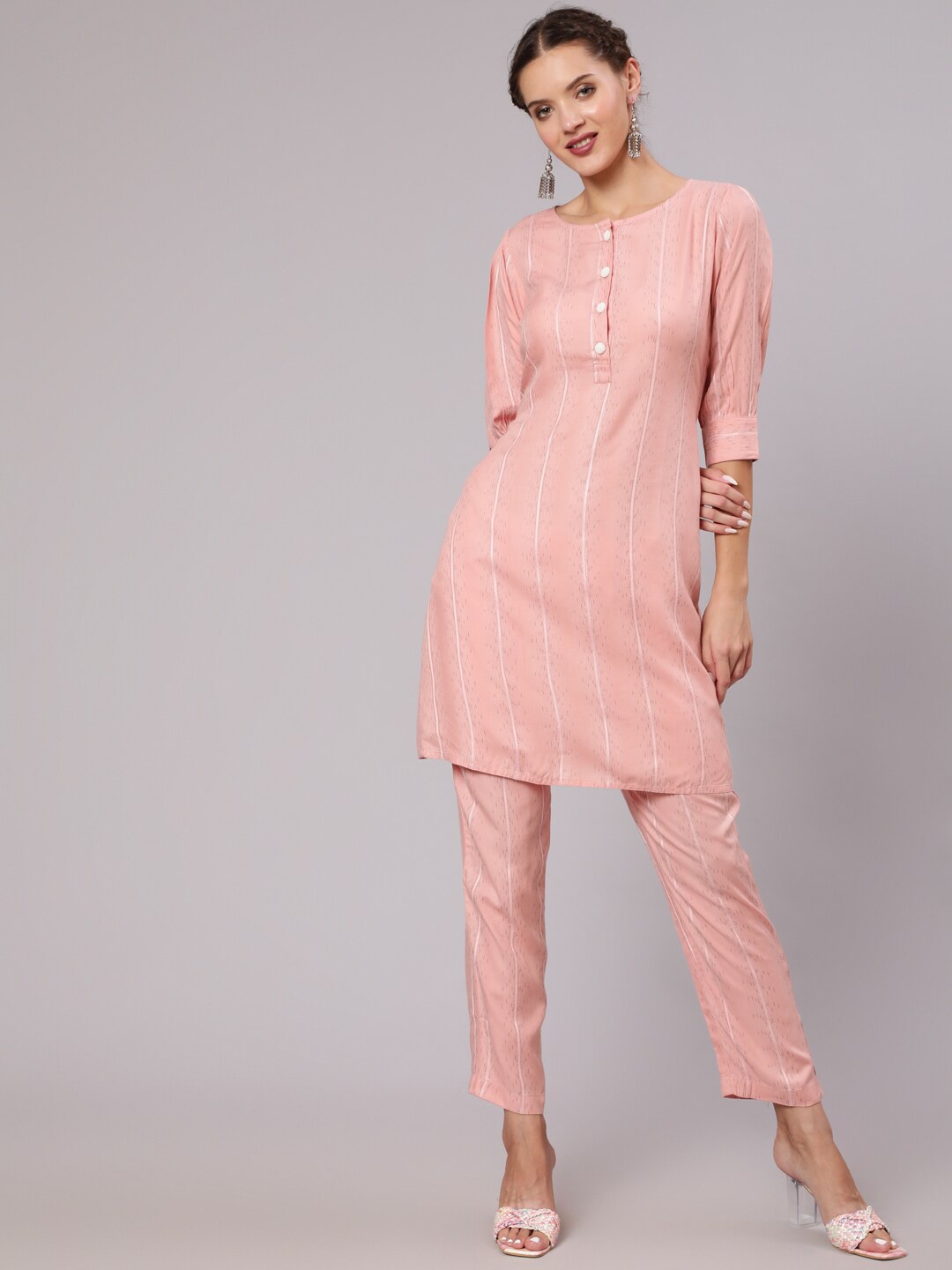 

Jaipur Kurti Women Pink Printed Thread Work Kurta with Trousers