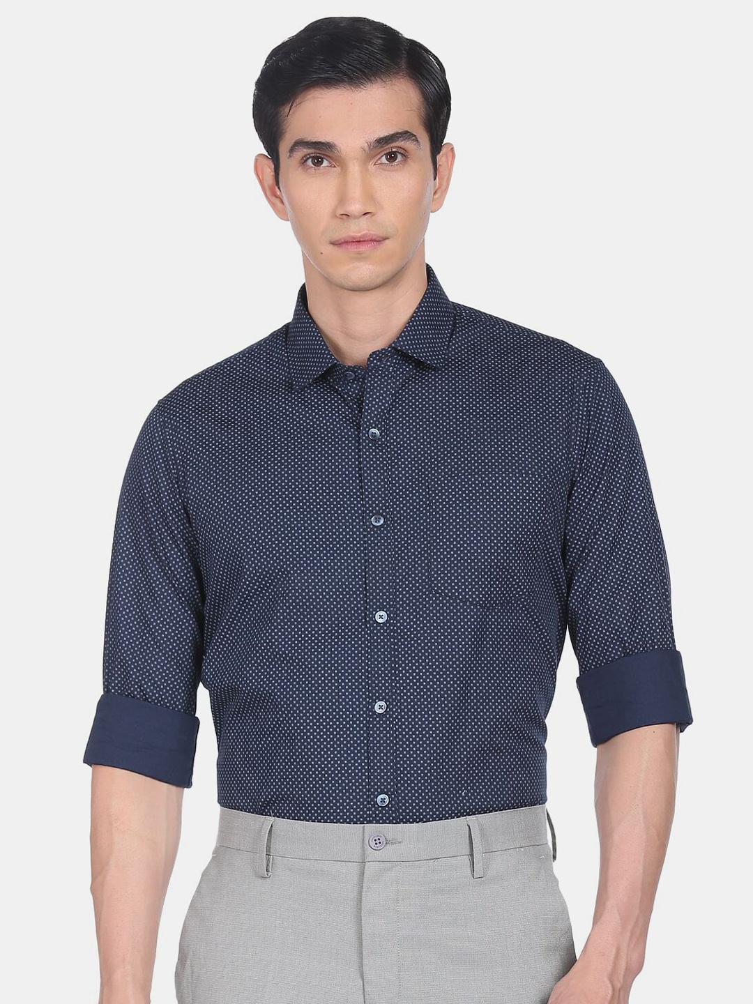 

Excalibur Men Blue Slim Fit Printed Casual Shirt