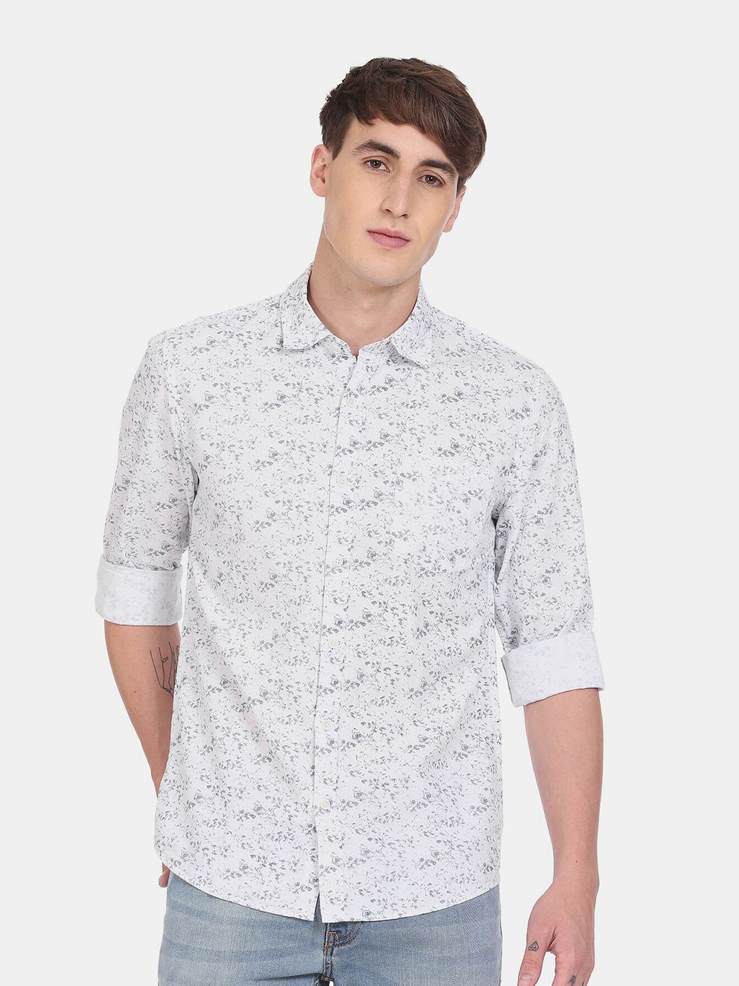 

Ruggers Men Floral Printed Casual Shirt, White