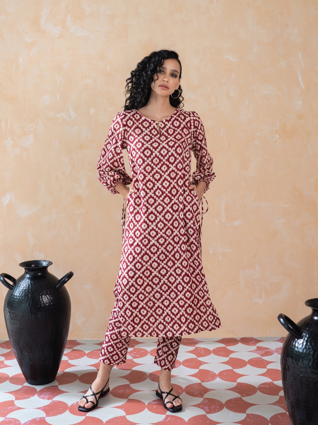 

W Women Dark Red Ikkat Print Kurta with Slim Pants