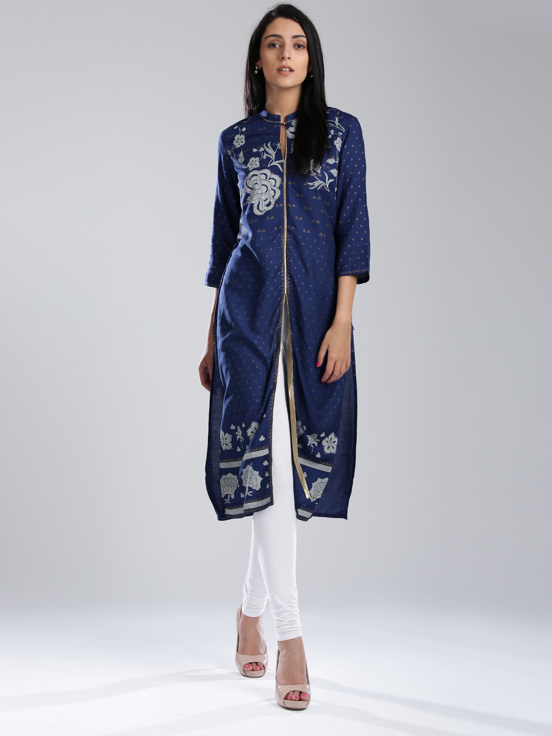 

W Women Navy Blue Printed Straight Kurta