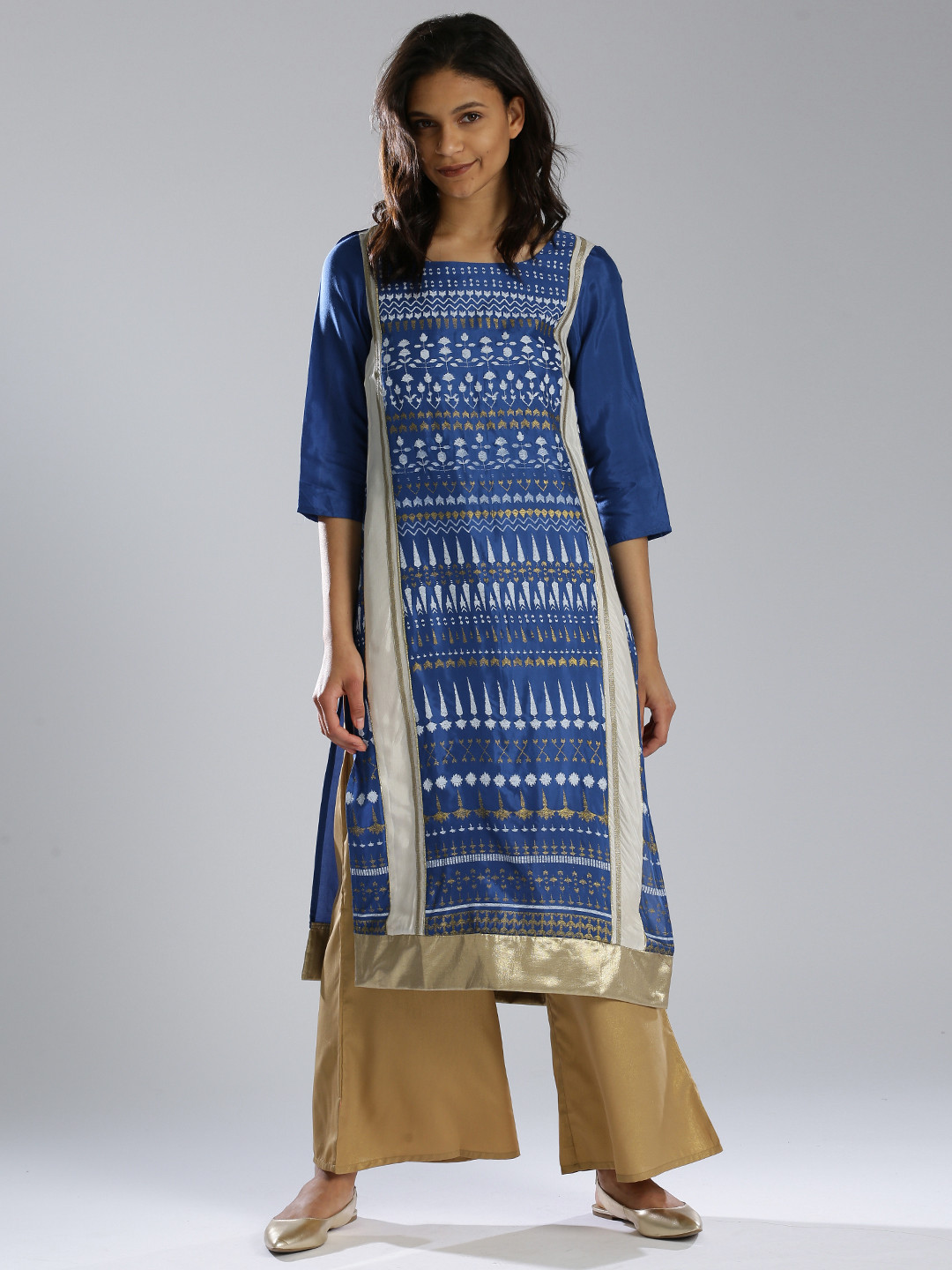 

W Women Blue & Off-White Printed Straight Kurta
