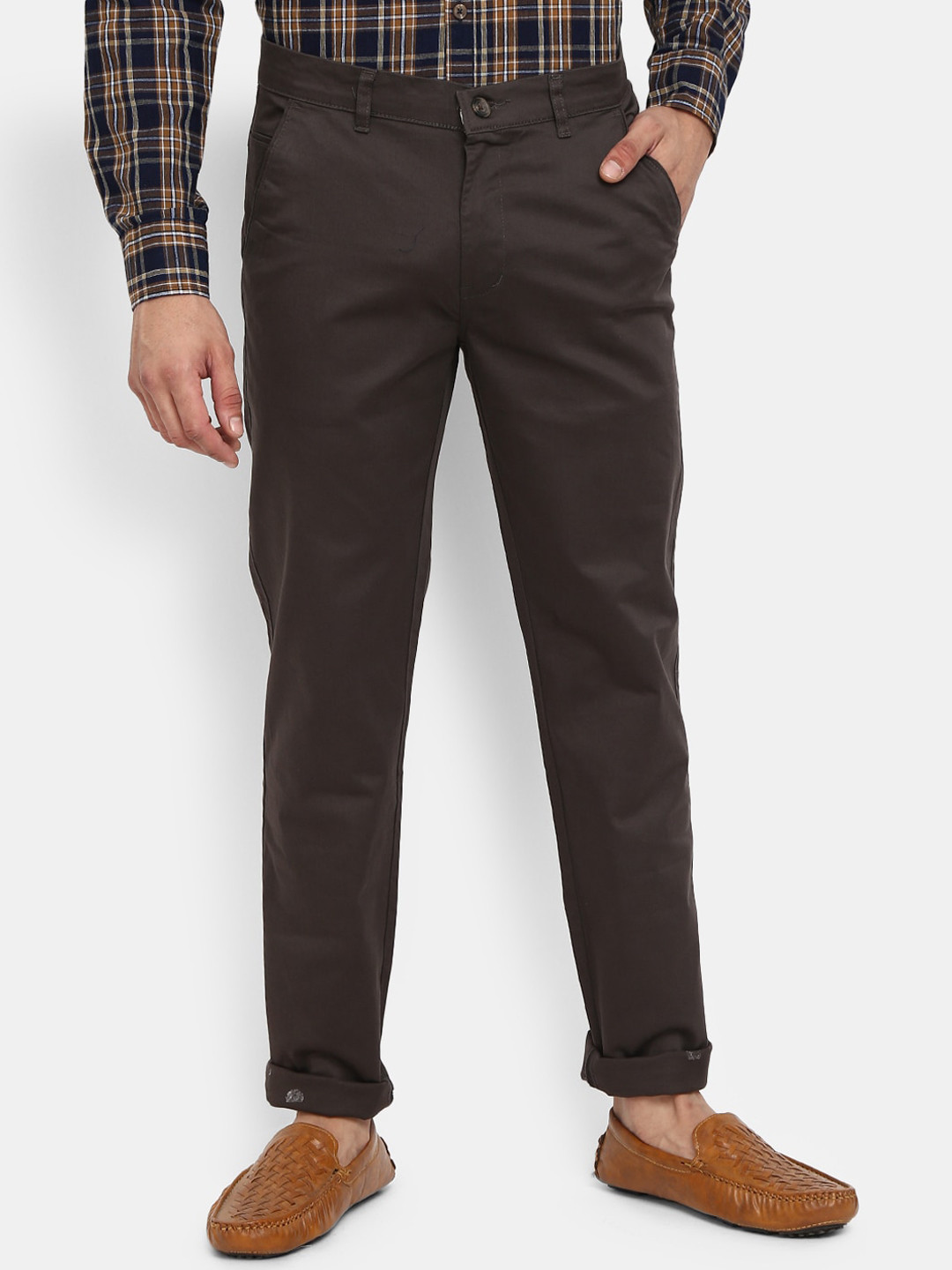 

V-Mart Men Grey Classic Slim Fit Cotton Chinos Trouser