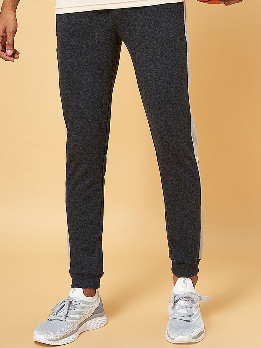 

Ajile by Pantaloons Men Grey Melange Solid Slim-Fit Side Stripe Cotton Joggers