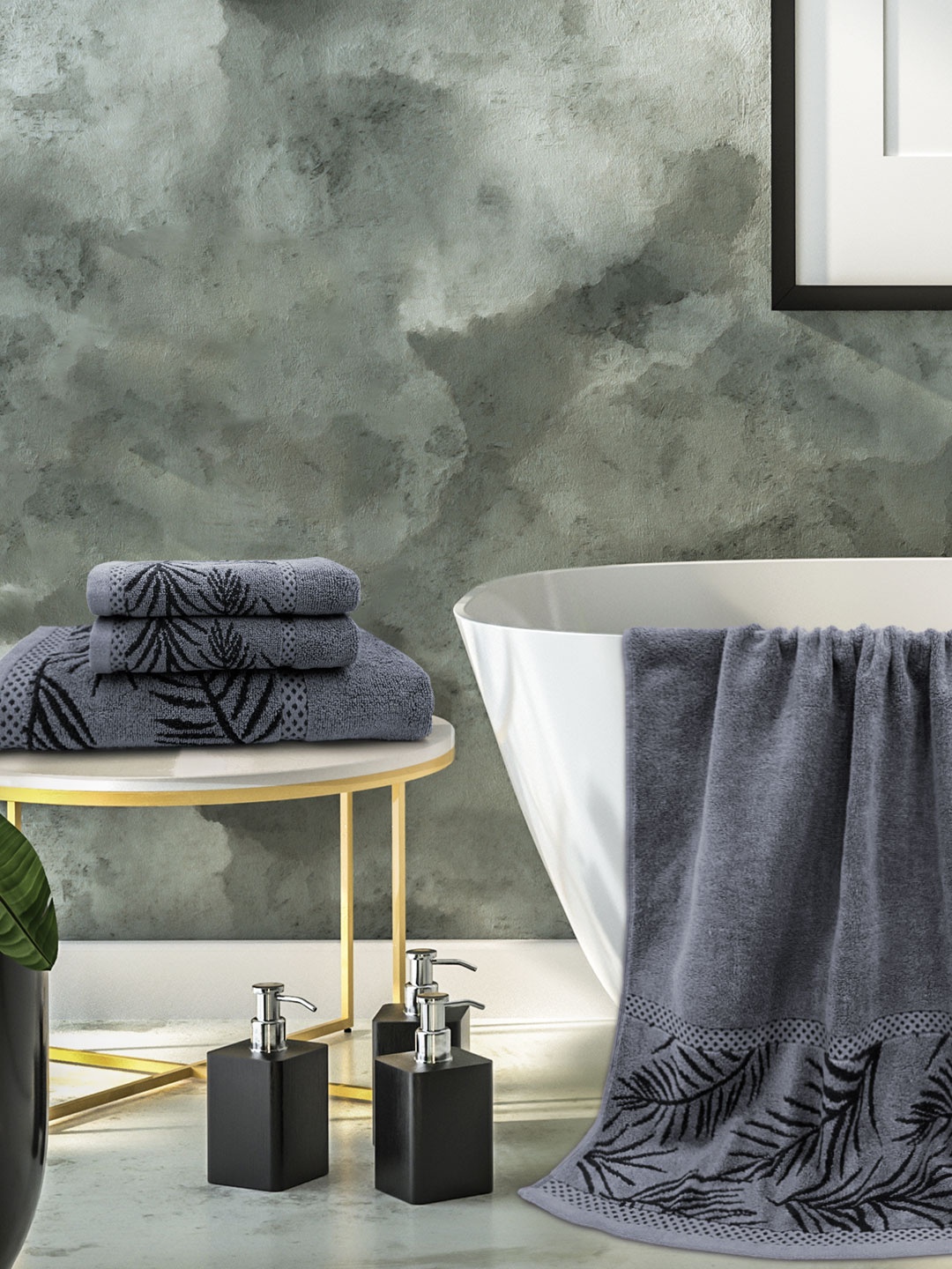 

Aura Set Of 4 Wedelia 380 GSM Leaf-Shadow Printed 100% Cotton Hand And Bath Towel Set, Grey