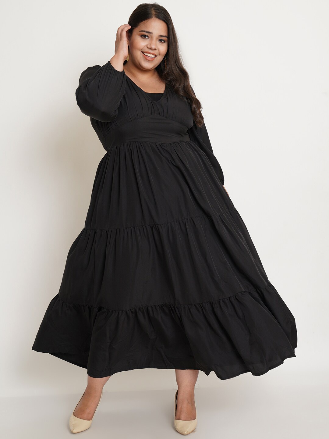 

U&F Black Crepe Maxi Solid Dress