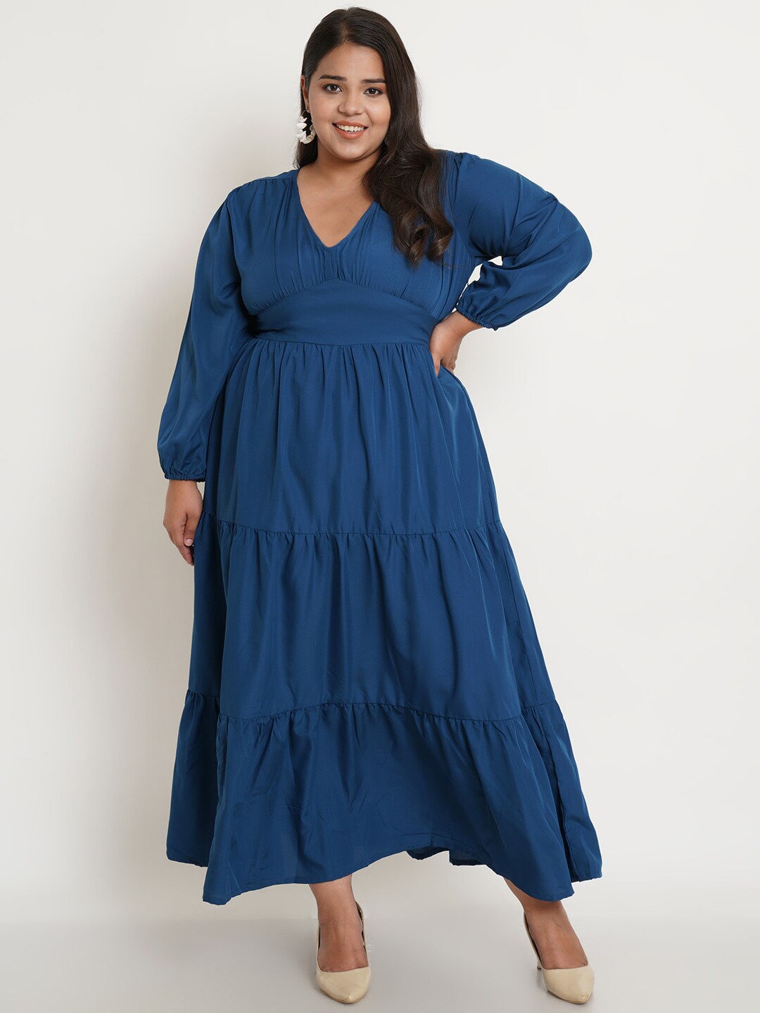 

U&F Navy Blue Solid Crepe Maxi Dress