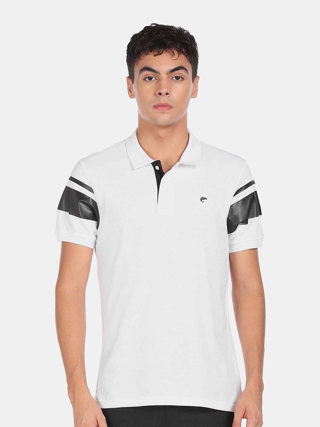 

Ruggers Men White Polo Collar Cotton T-shirt