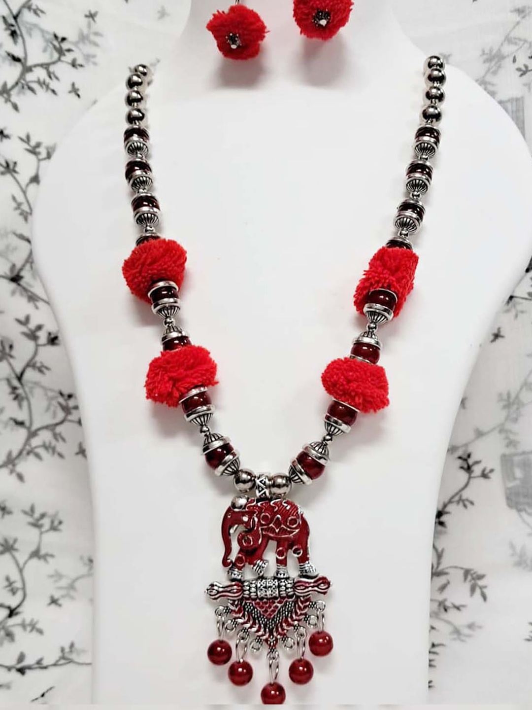 

MAD CLUB Silver-Toned & Red Tassel Ethnic Jewellery Set