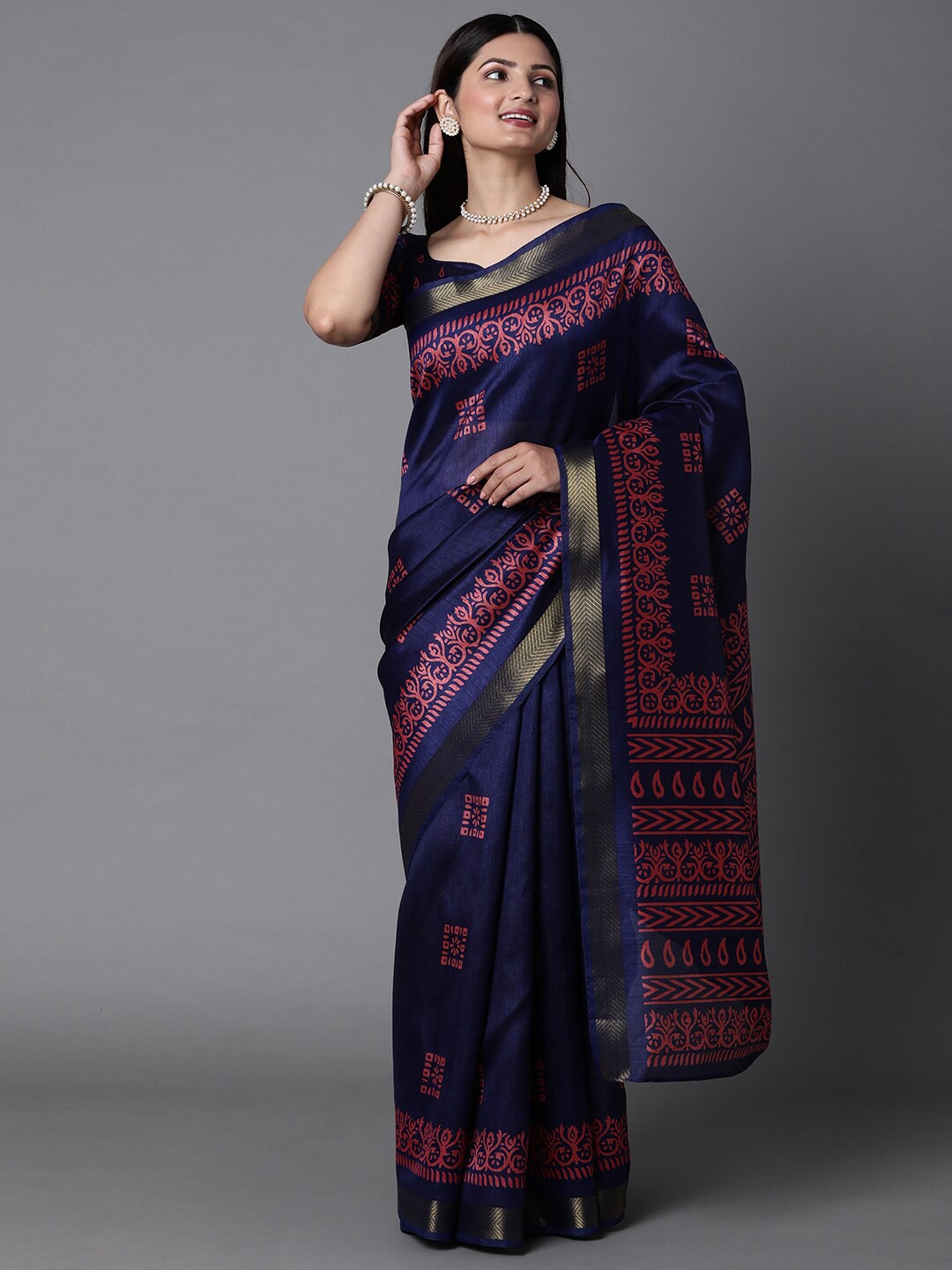 

Mitera Navy Blue & Red Bagh Zari Silk Blend Bagh Saree with Matching Blouse