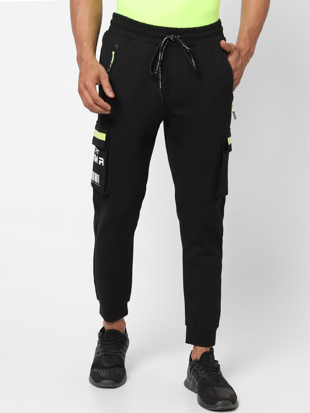 

Street Armor by Pantaloons Men Black Jogger Trouser