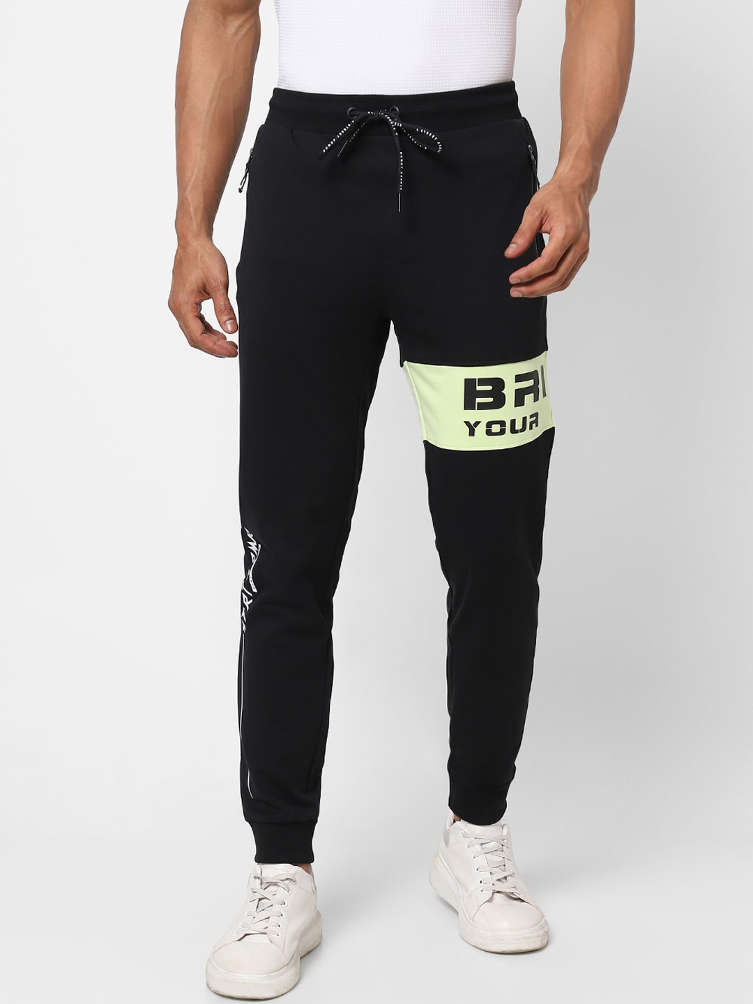 

Street Armor by Pantaloons Men Black Jogger Trouser
