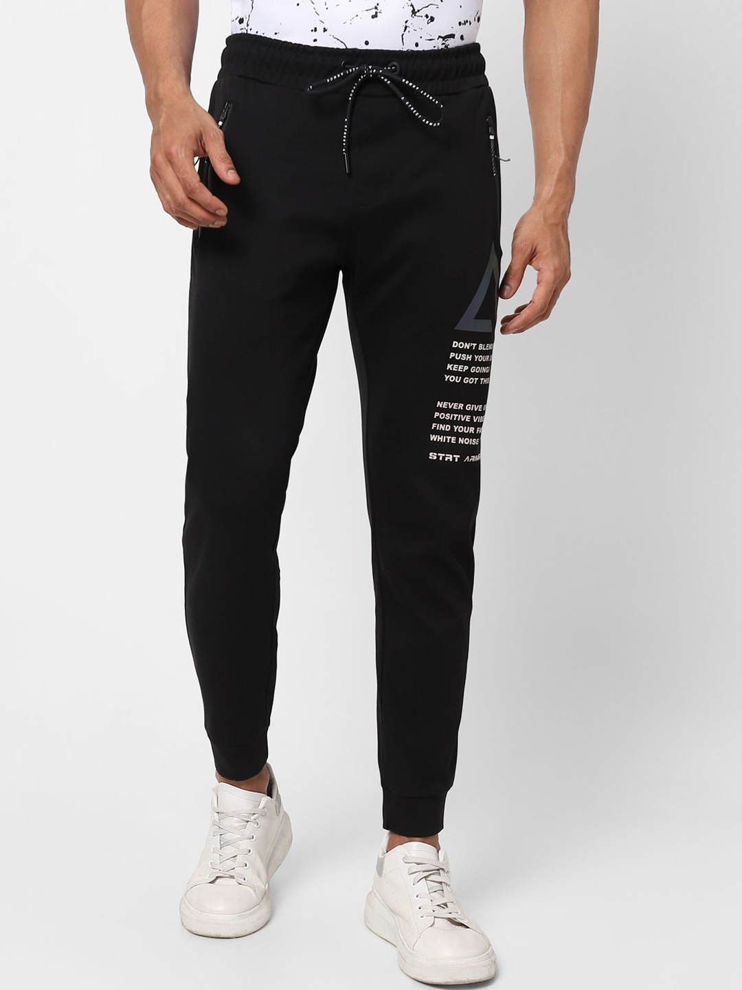 

Street Armor by Pantaloons Men Black Jogger Trouser