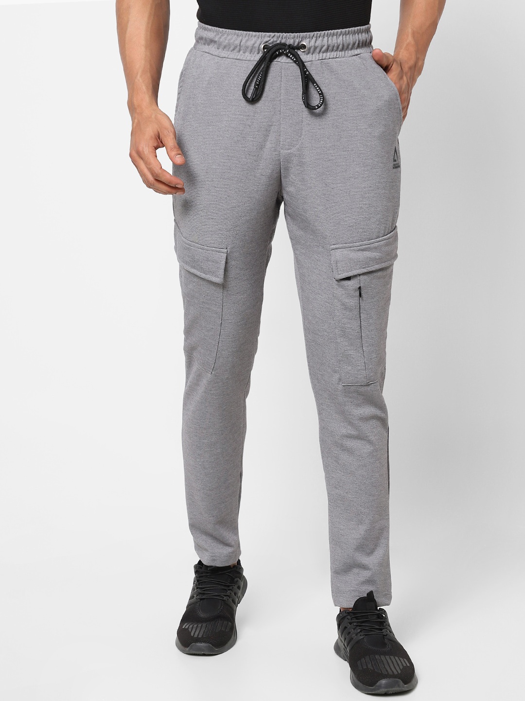 

Street Armor by Pantaloons Men Grey Melange Solid Trouser