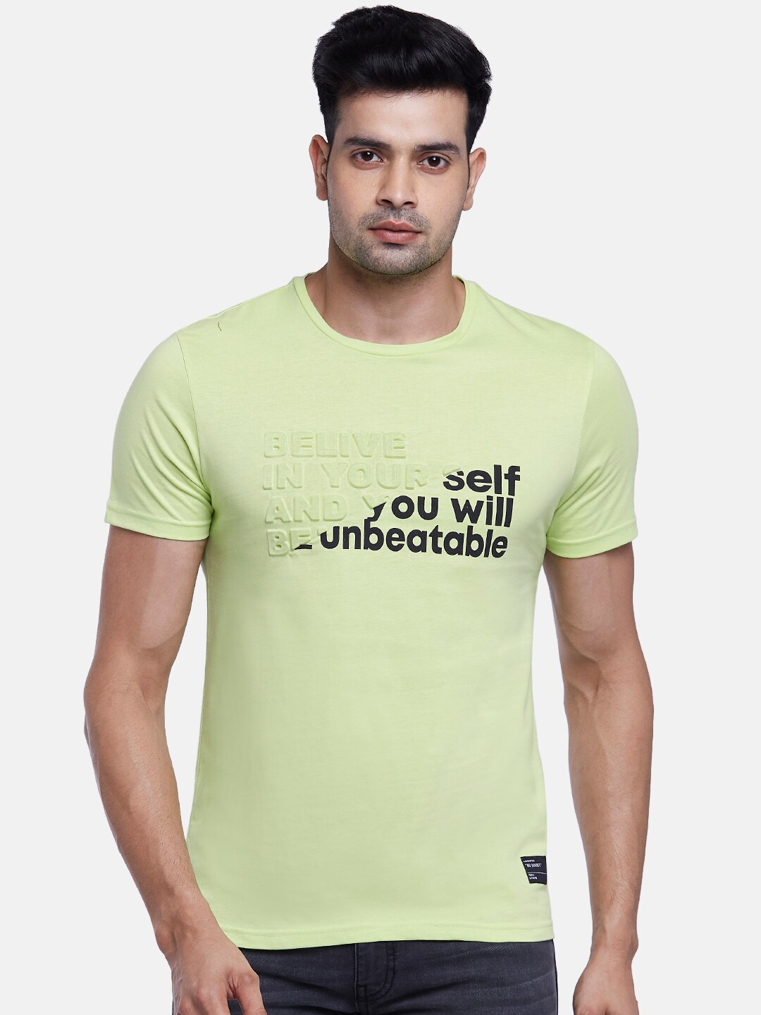 

People Men Green Typography Printed Slim Fit Cotton T-shirt