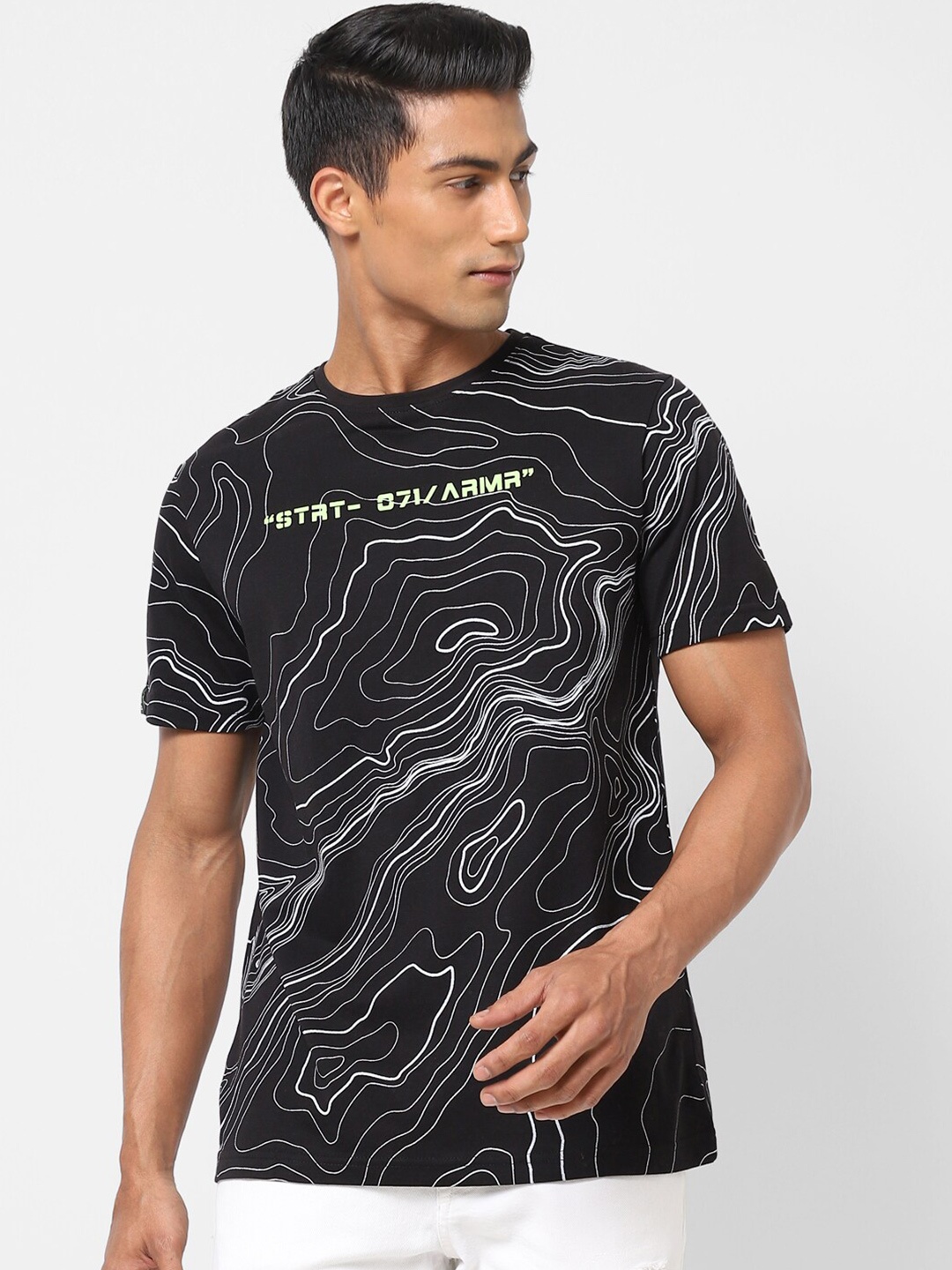 

Street Armor by Pantaloons Men Black Printed T-shirt