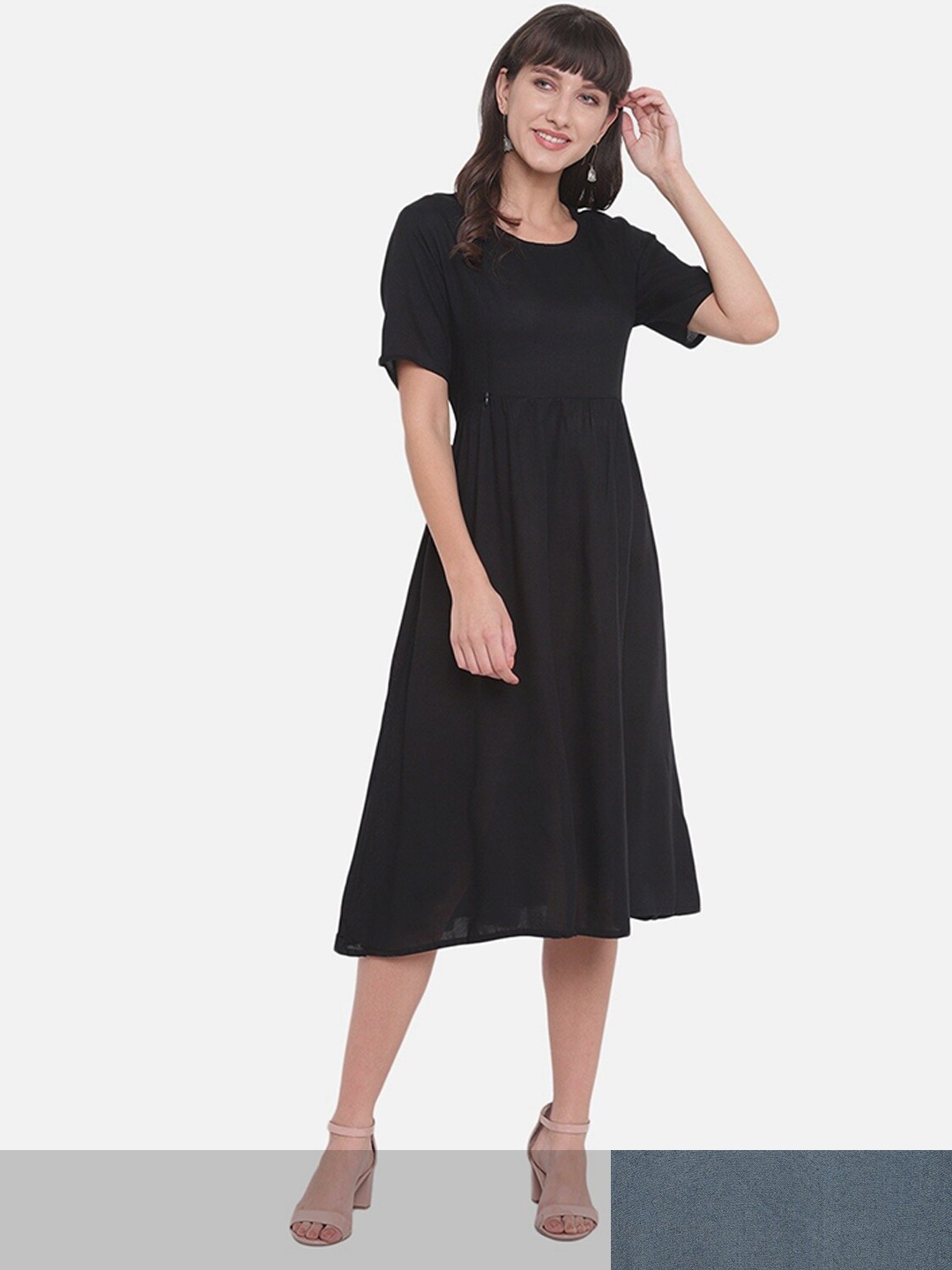 

Aawari Black and Grey Set of 2 Feeding Midi Dress