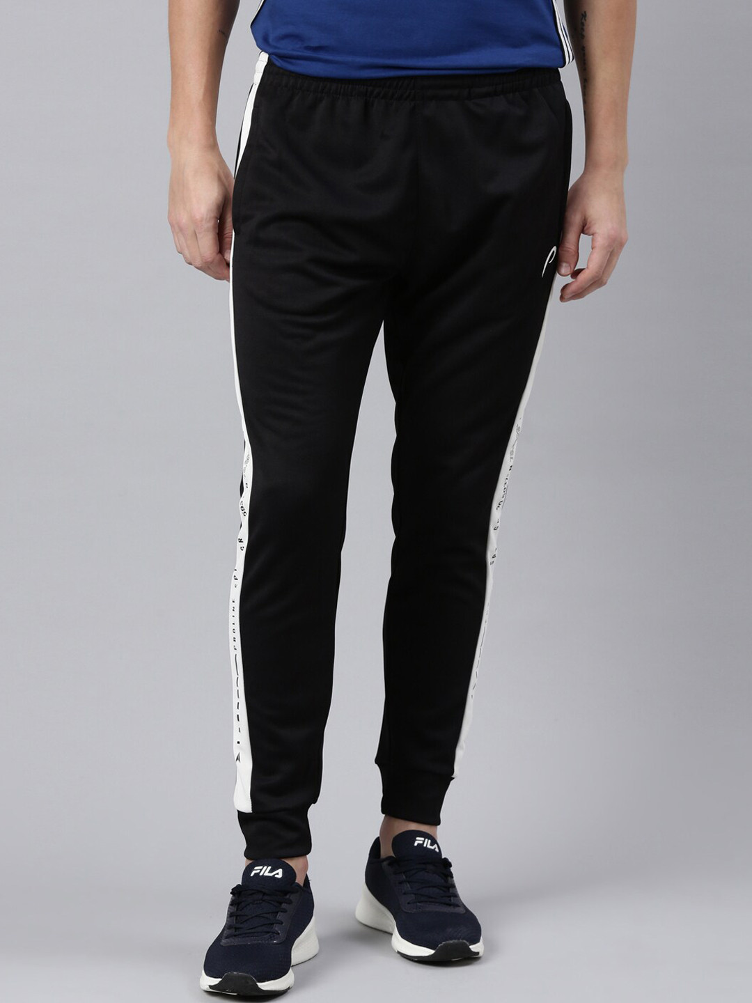 

Proline Active Men Black Solid Joggers
