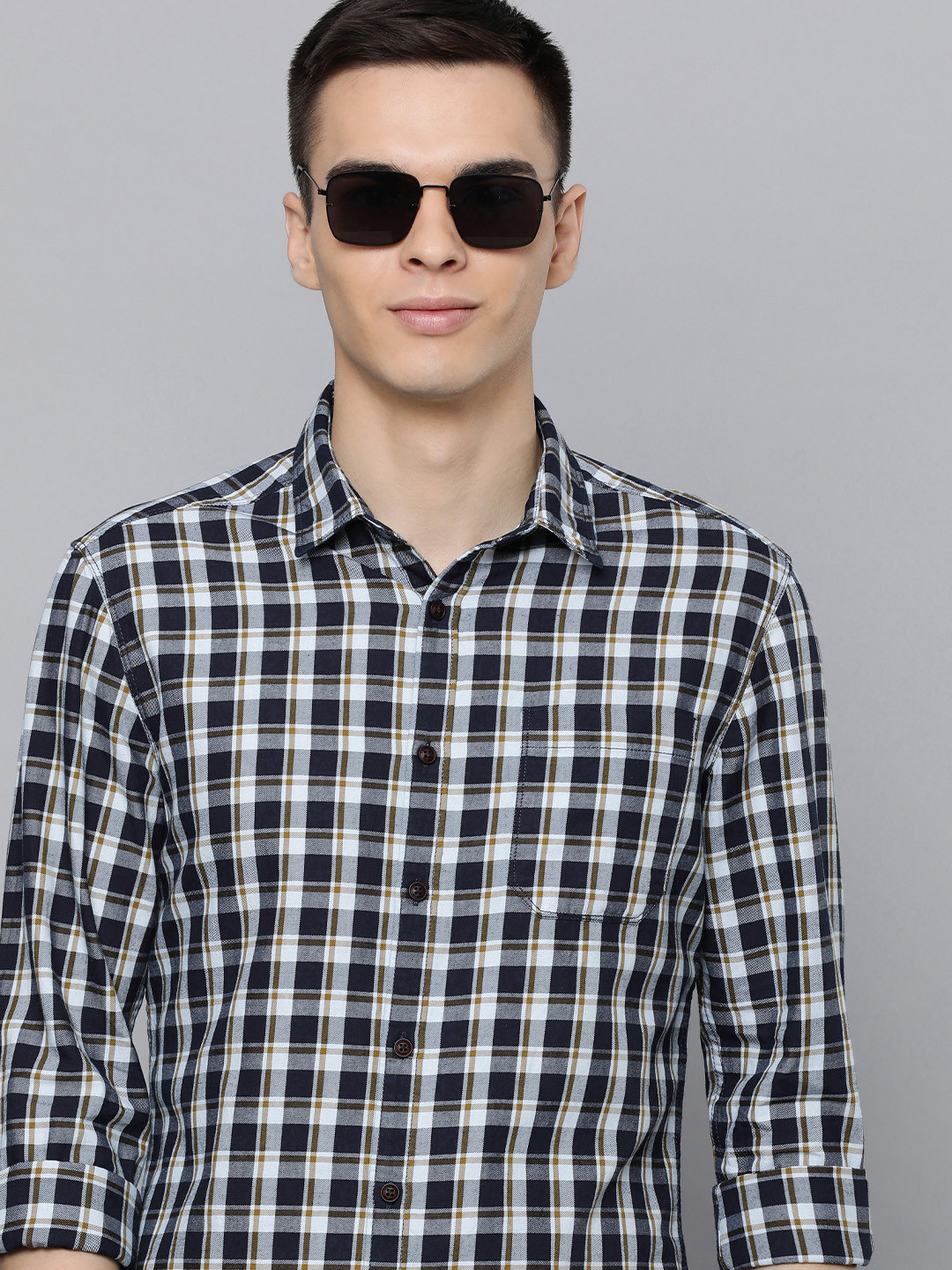 

Flying Machine Men Navy Blue & White Slim Fit Tartan Checked Pure Cotton Casual Shirt