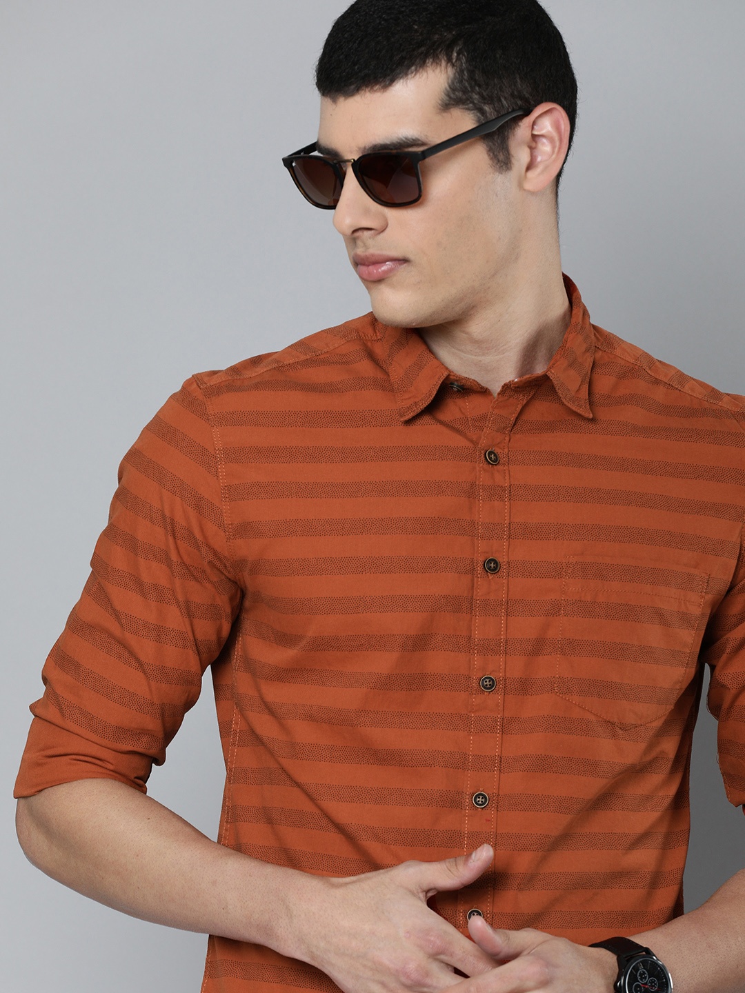 

Flying Machine Men Rust Red Standard Slim Fit Horizontal Striped Pure Cotton Casual Shirt