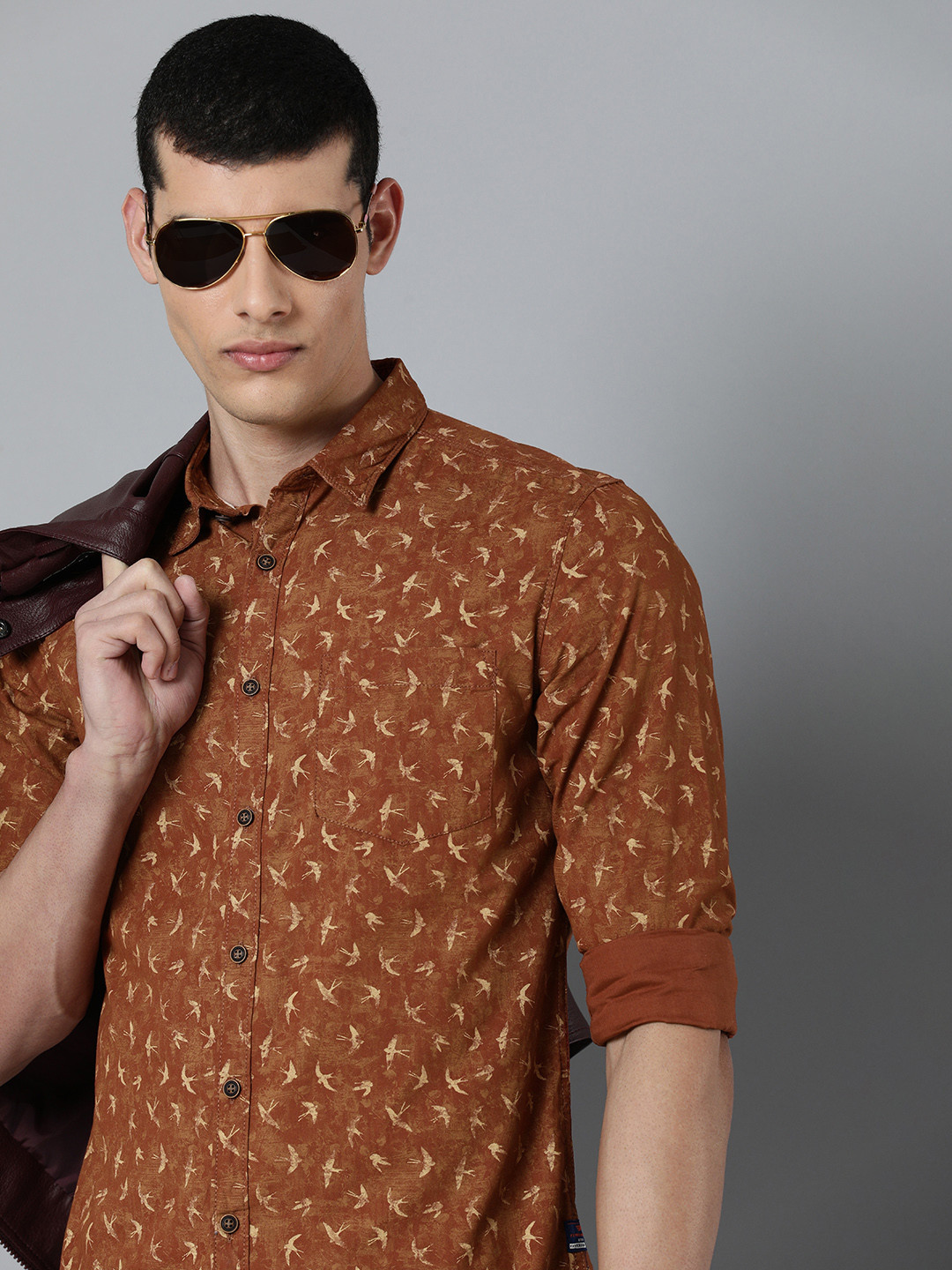 

Flying Machine Men Brown Standard Slim Fit Printed Pure Cotton Casual Shirt