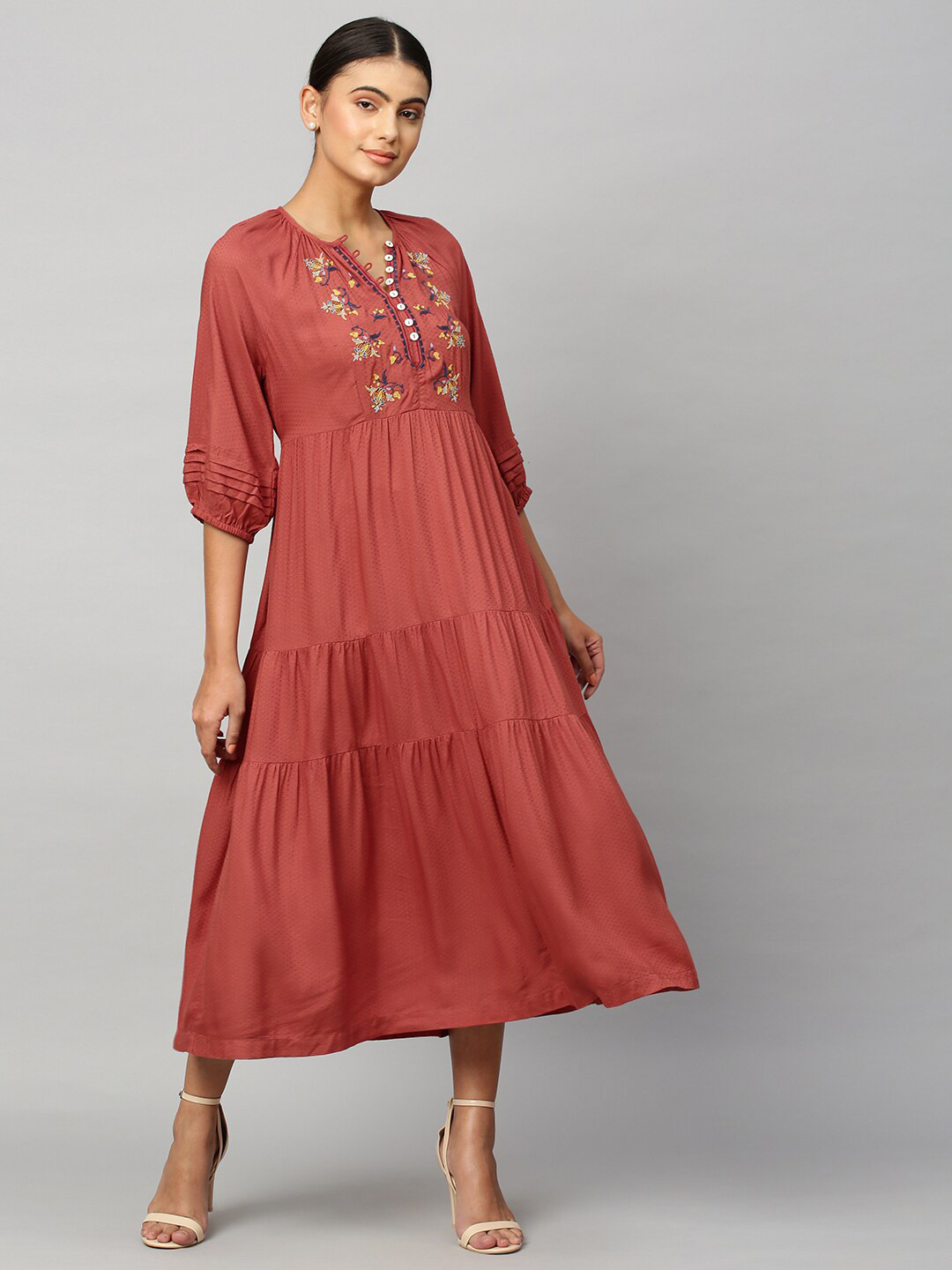 

Chemistry Women Rust Floral Embroidered Jacquard A-Line Midi Dress