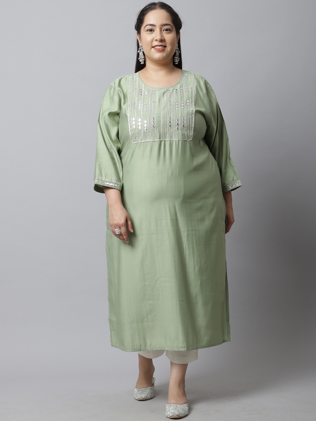 

Rajnandini Women Plus Size Green & Silver-Toned Embroidered Kurta