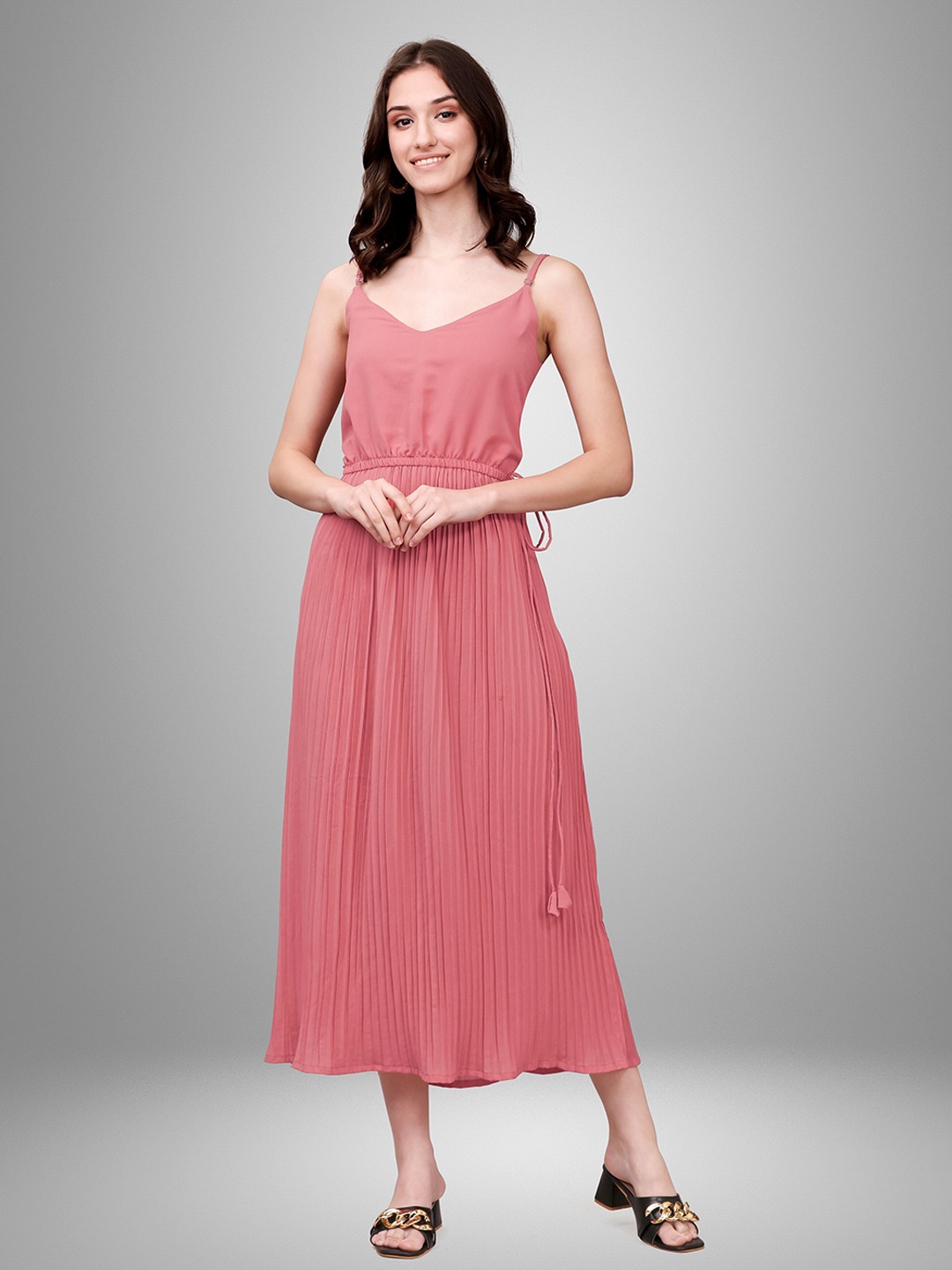 

Sarvayog Fashion Peach-Coloured Georgette Maxi Dress