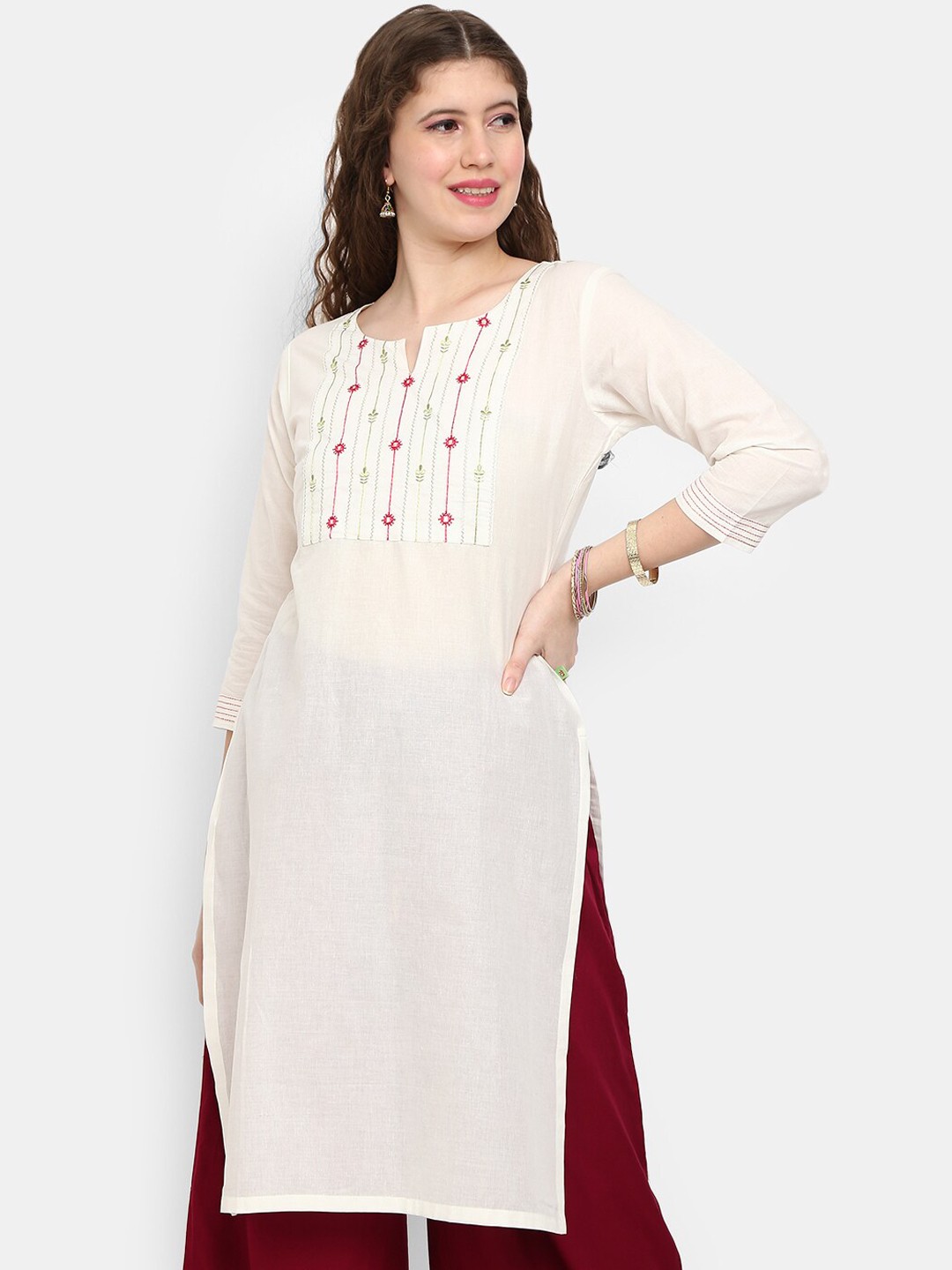 

V-Mart Women White Embroidered Mirror Work Kurta