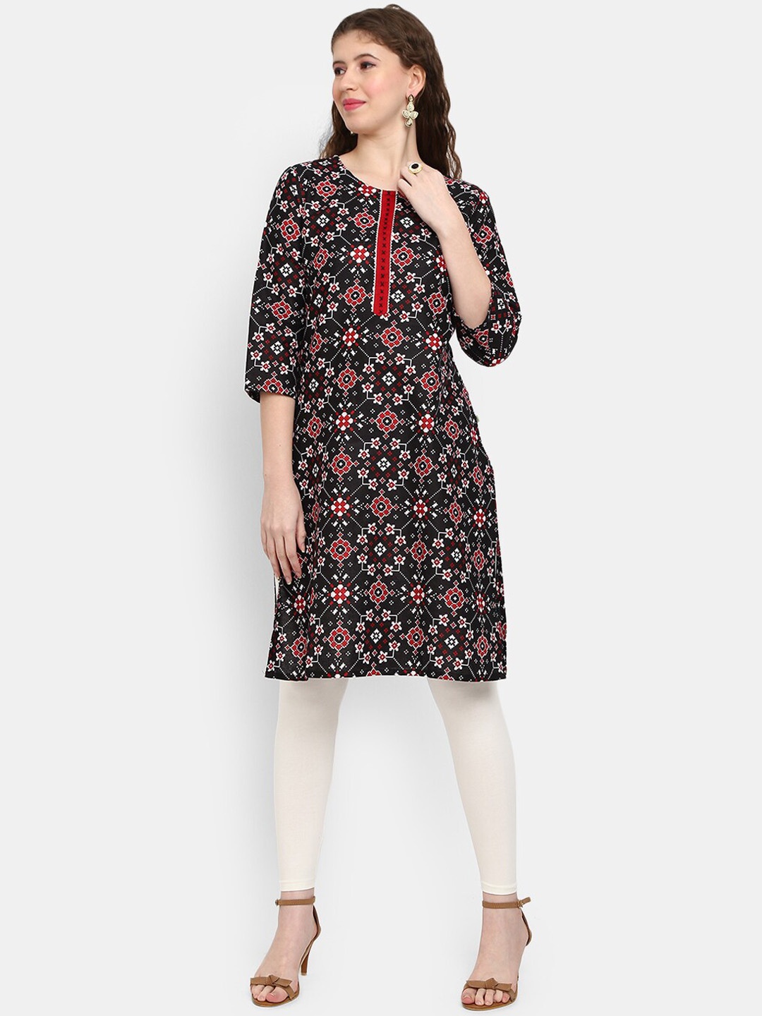 V-Mart Women Black & Red Floral Printed Kurta