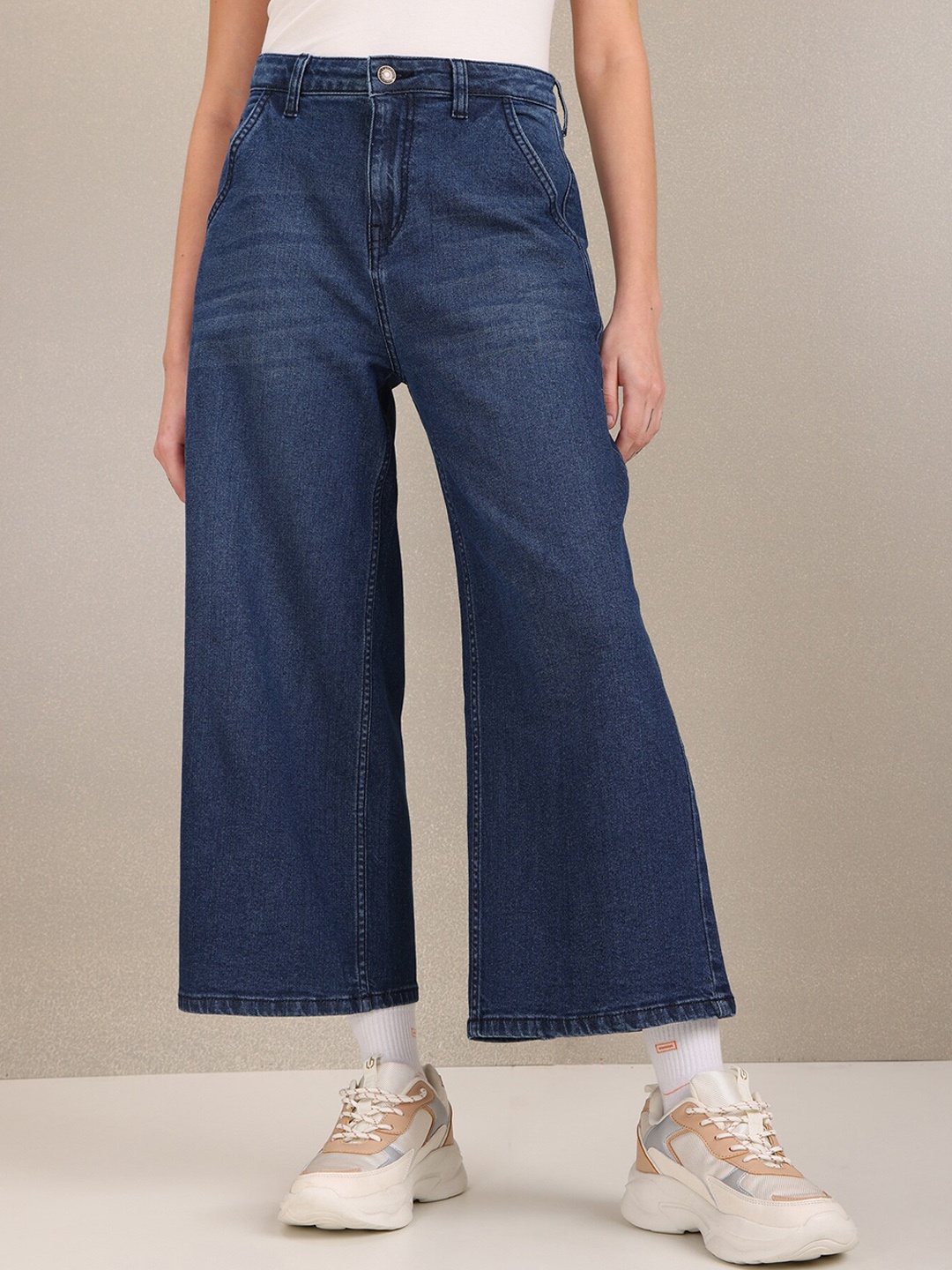 

U S Polo Assn Women Blue Wide Leg Light Fade Stretchable Jeans