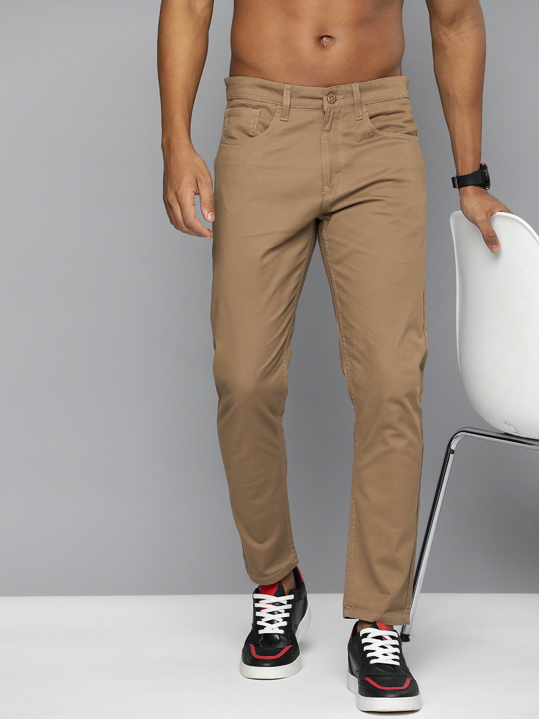 

Flying Machine Men Slim Tapered Fit Mid-Rise Chinos Trousers, Brown