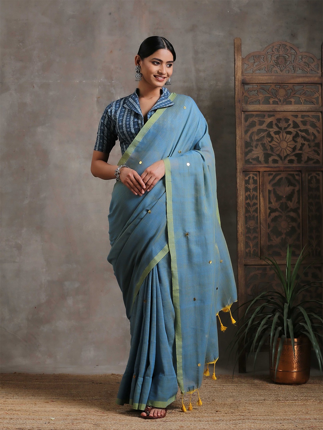 

Triyah Blue & Gold-Toned Embellished Pure Cotton Saree