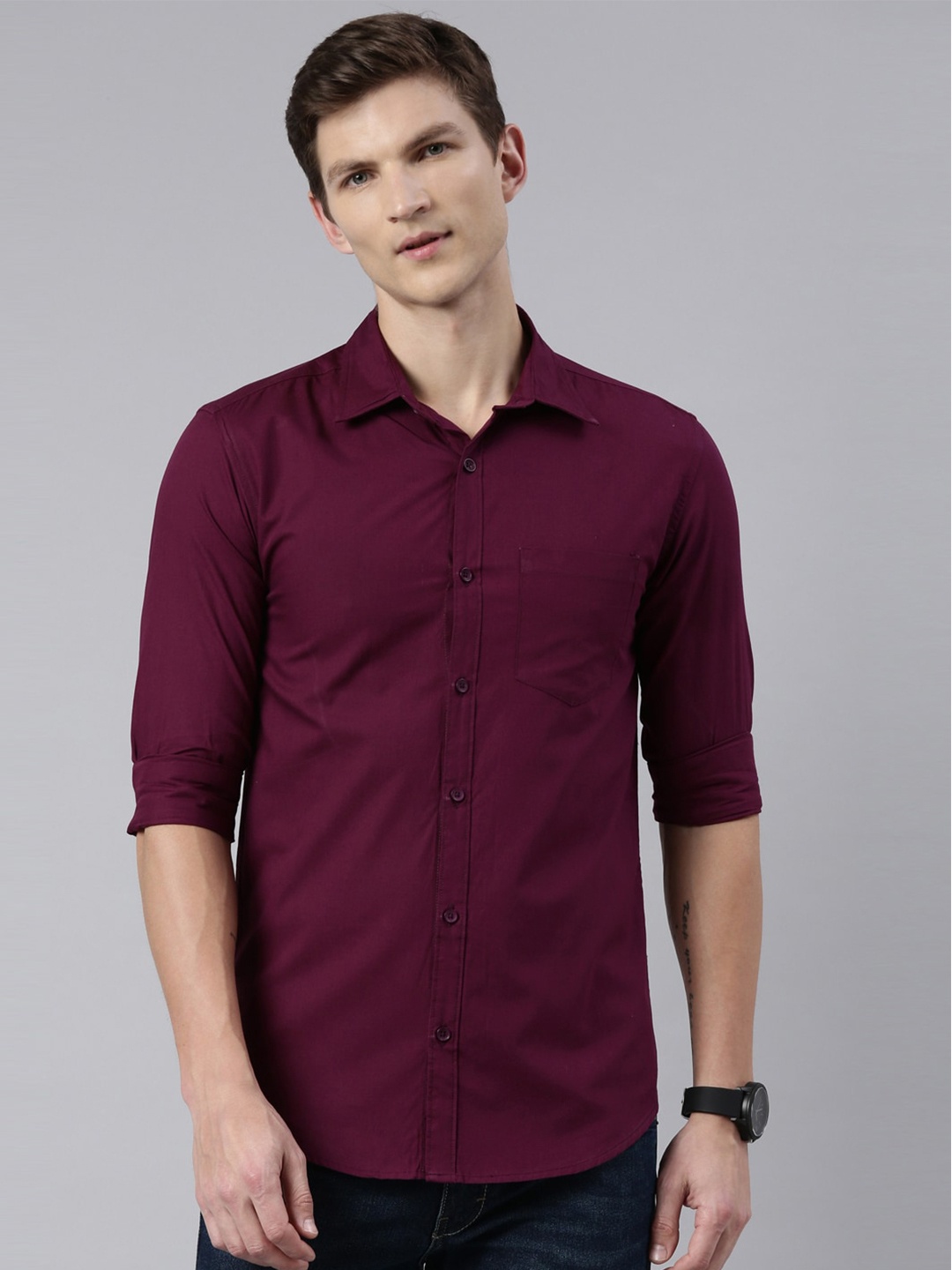 

Kryptic Men Burgundy Smart Regular Fit Solid Casual Shirt