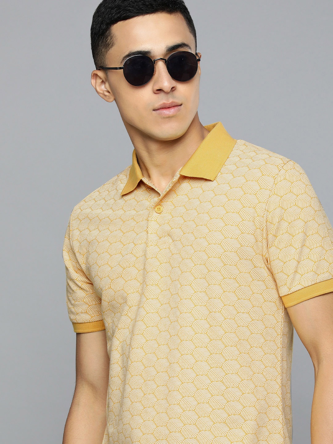 

Flying Machine Men Yellow & White Geometric Print Polo Collar Pure Cotton T-shirt