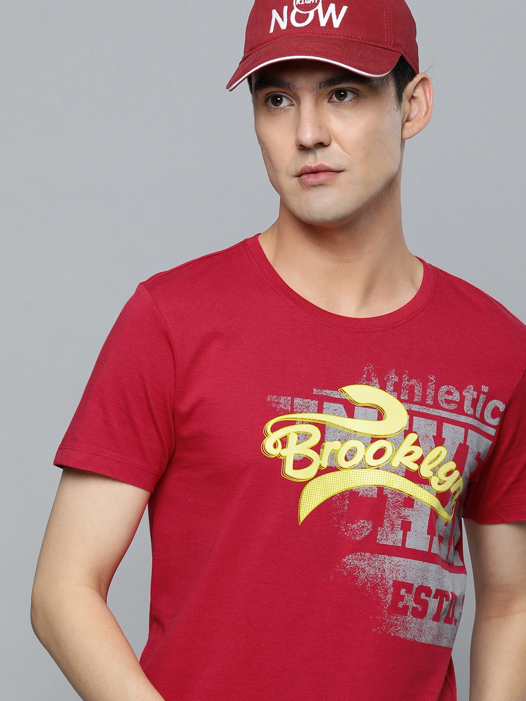 

Flying Machine Men Red Typography Printed Pure Cotton T-shirt