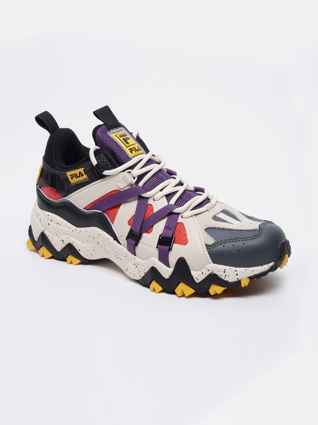 

FILA Men Excursion Colourblocked Sneakers, Off white