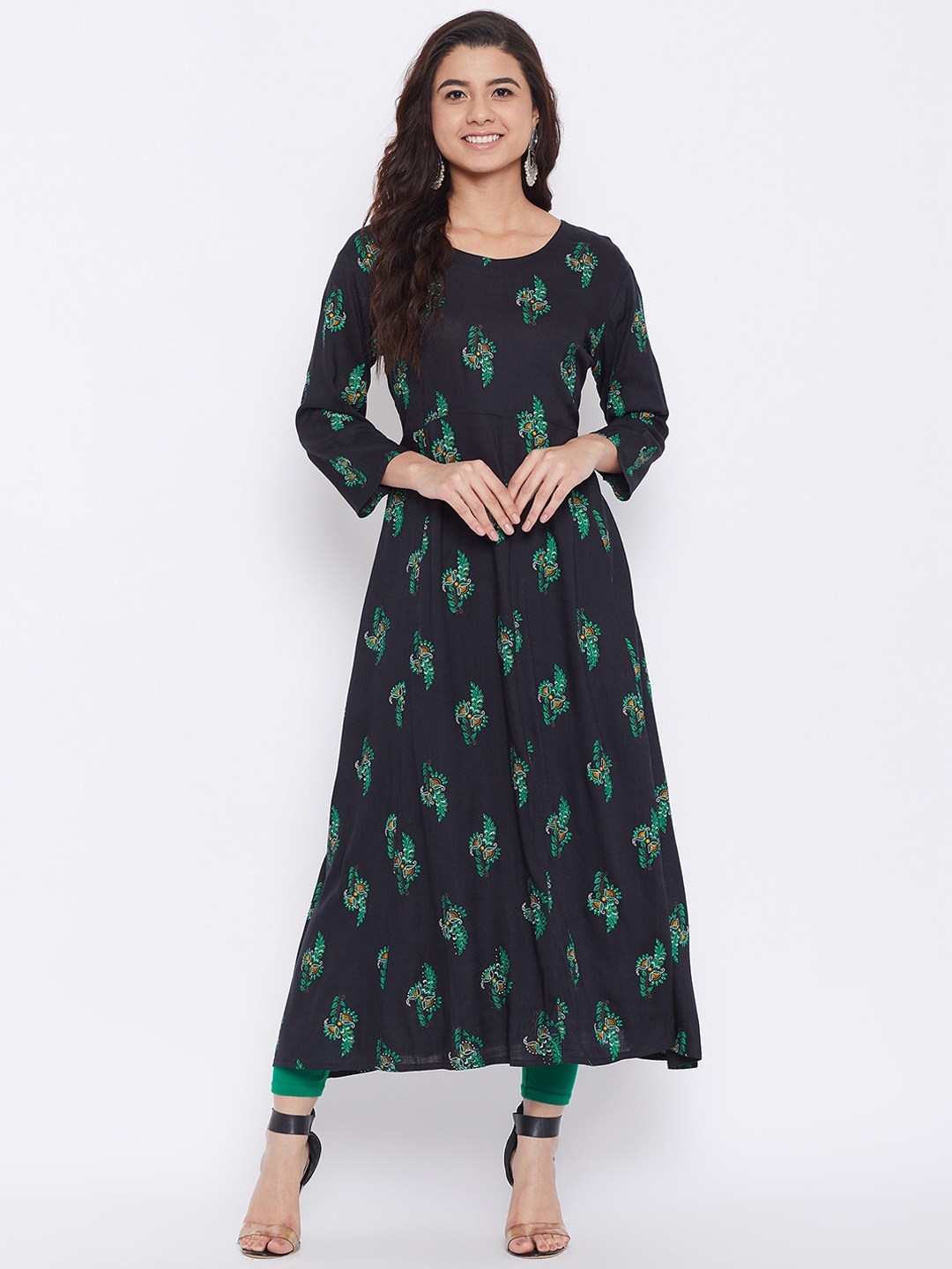 

AgrohA Women Black Floral Printed Anarkali Kurta