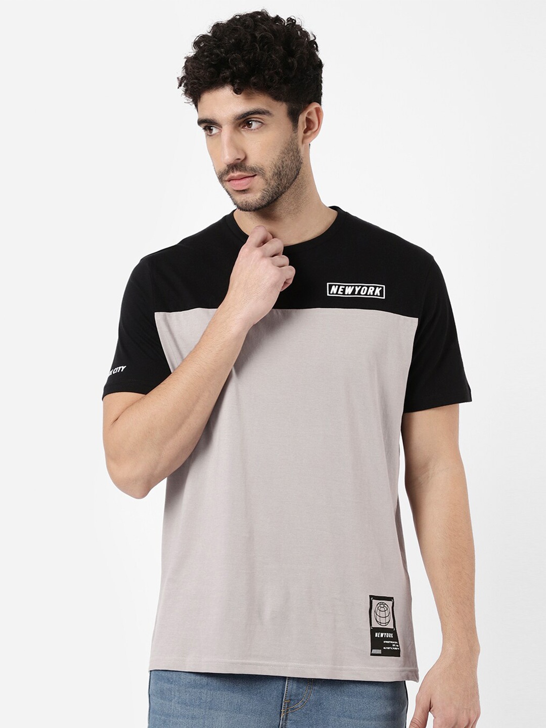 

R&B Men Black Colourblocked Cotton T-shirt