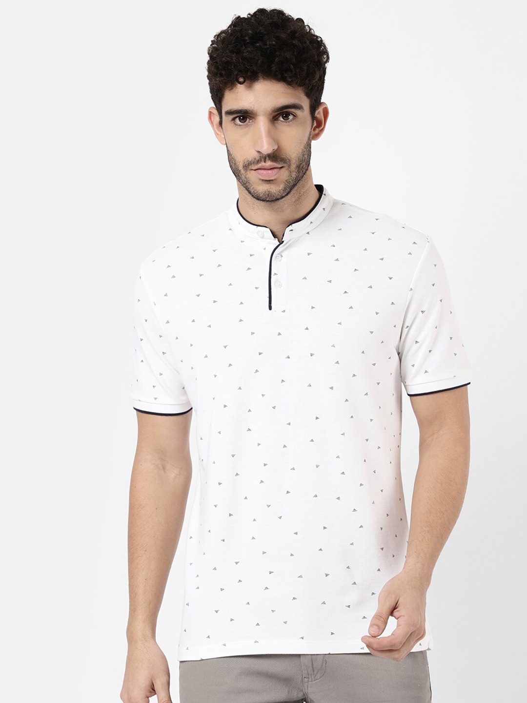 

R&B Men White Printed Mandarin Collar Cotton T-shirt