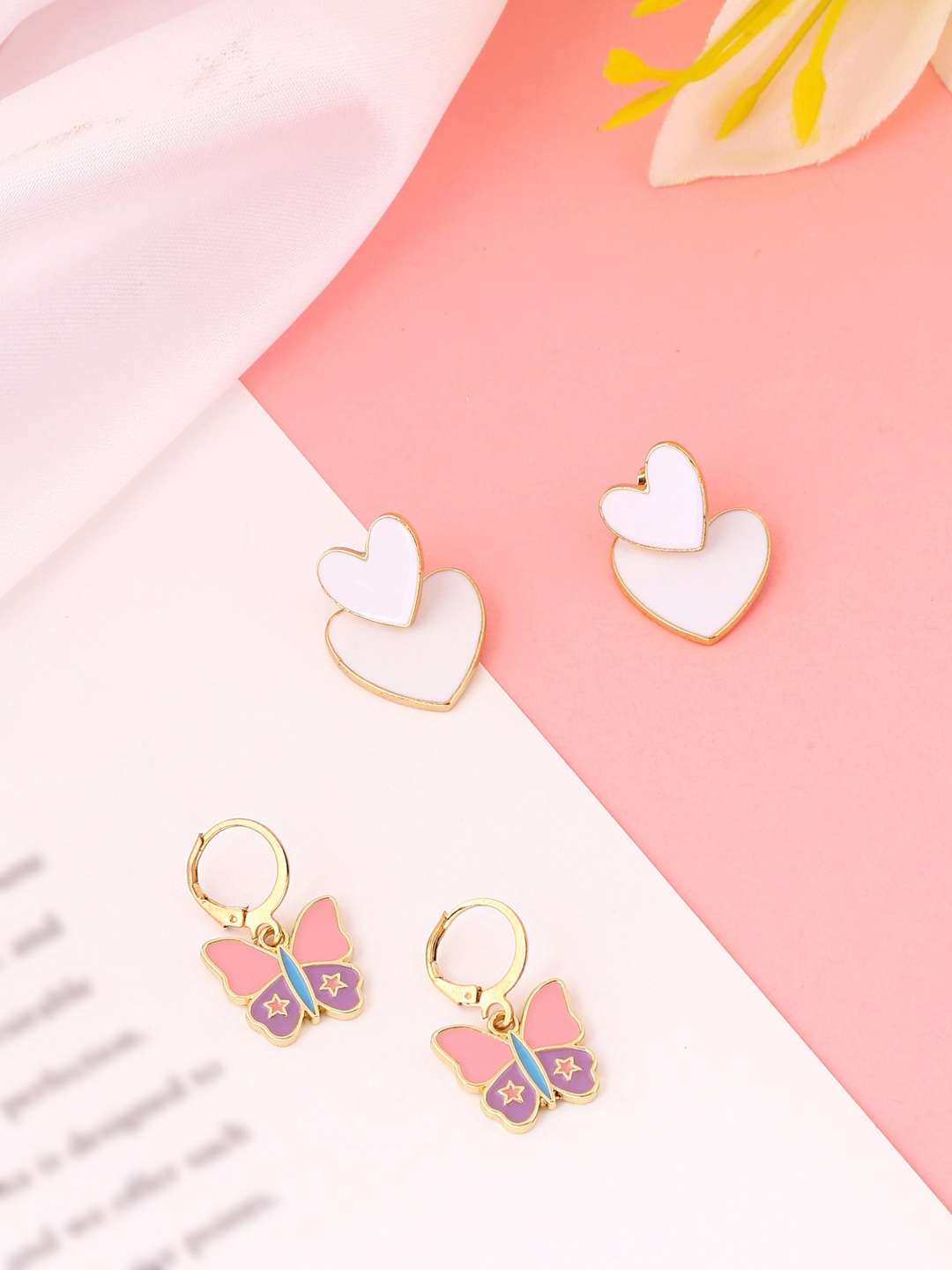 

Yellow Chimes Women Set Of 2 White & Pink Contemporary Drop & Hoop Earrings