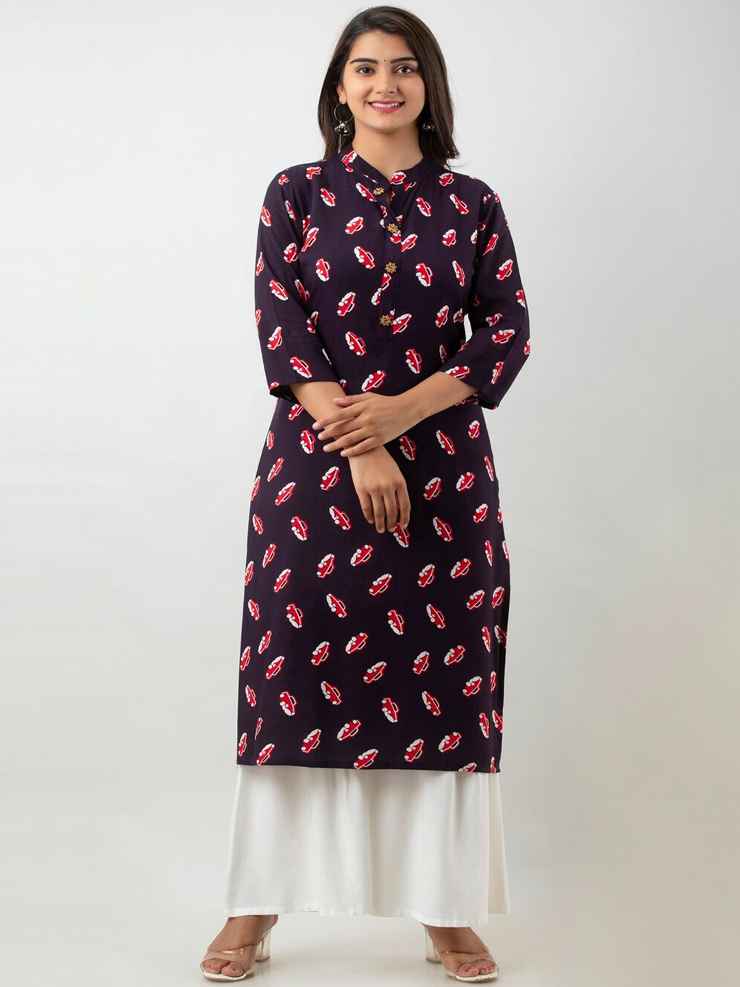 

MAUKA Women Maroon Floral Printed Kurta with Sharara