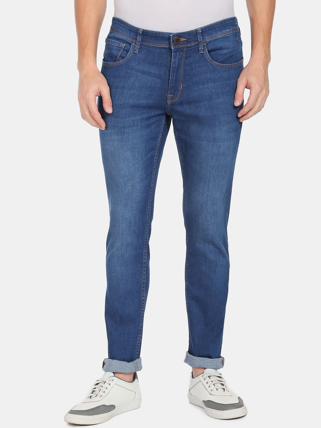 

Arrow Sport Men Blue Slim Fit Light Fade Jeans