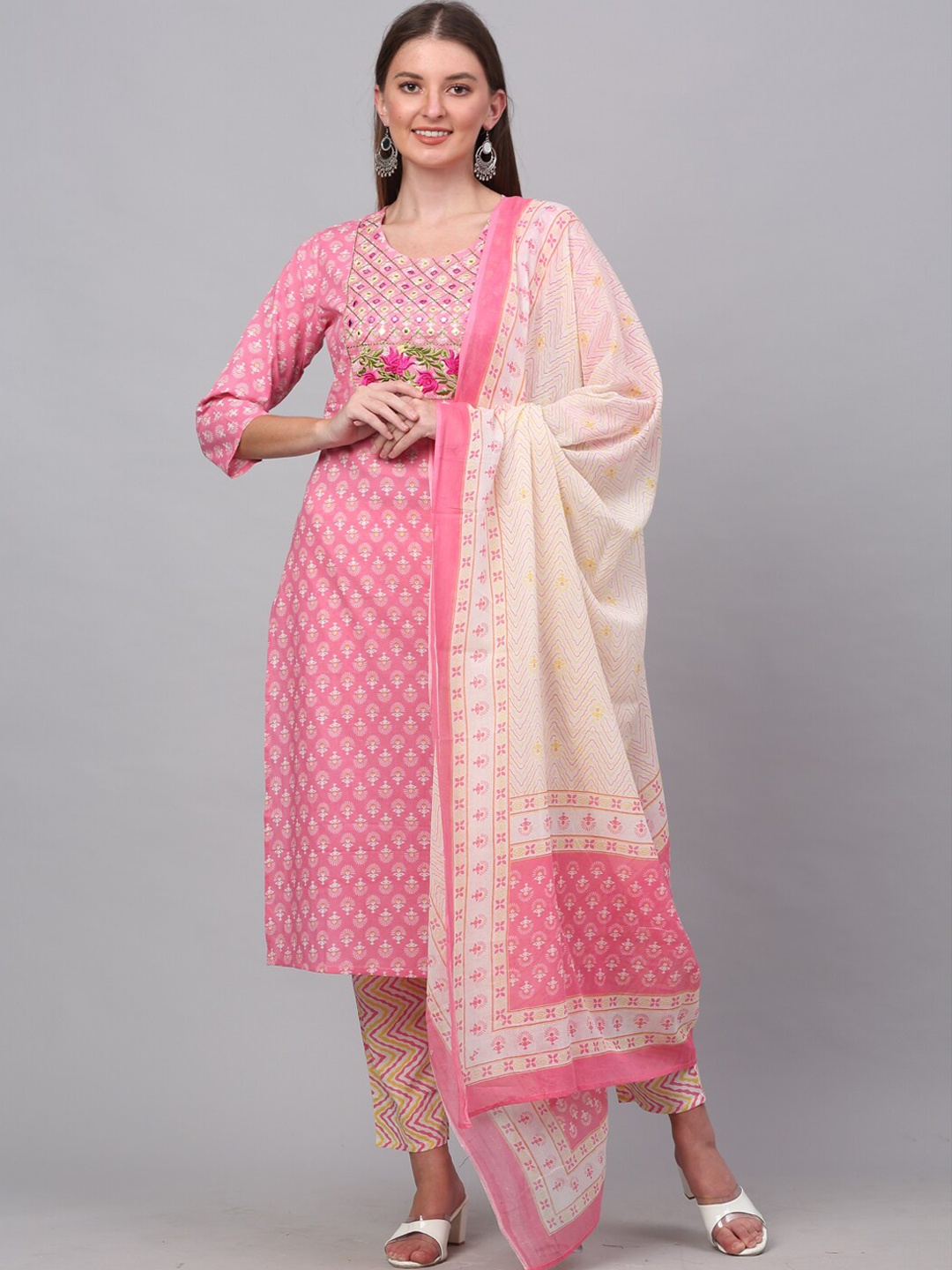 

Assamica Women Peach-Coloured Pure Cotton Kurta with Trouser & Dupatta
