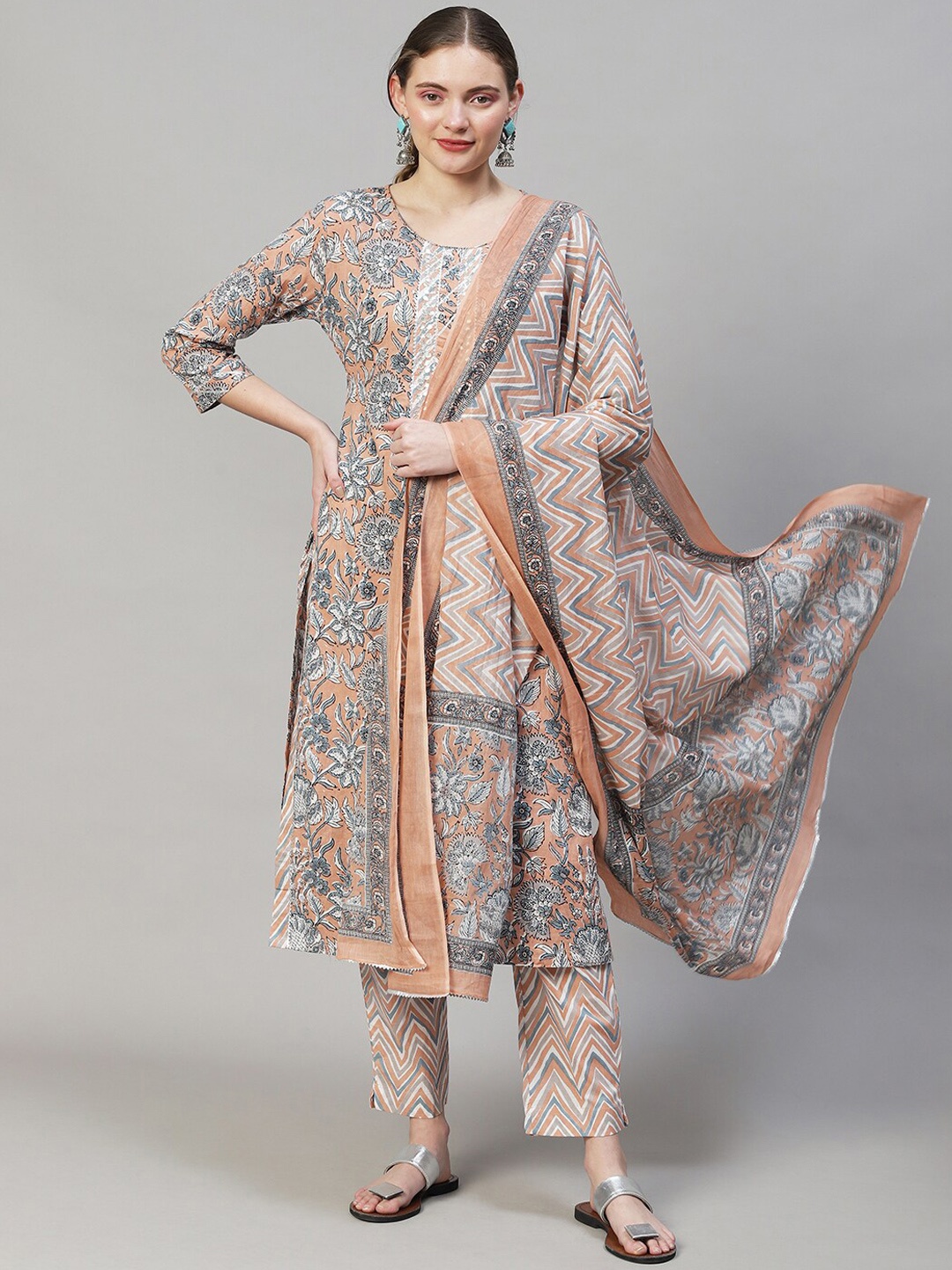 

FASHOR Women Peach-Coloured Floral Printed Pure Cotton Kurta with Trousers & With Dupatta