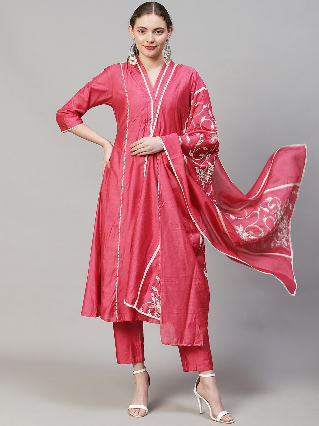 

FASHOR Women Pink Striped Panelled Kurta with Trousers & With Dupatta